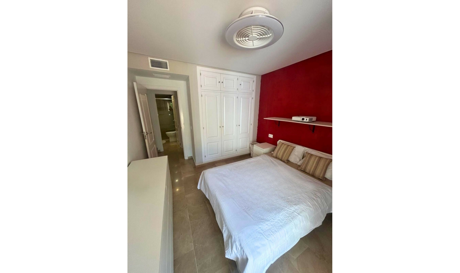 Resale - Apartment -
Benalmadena Costa