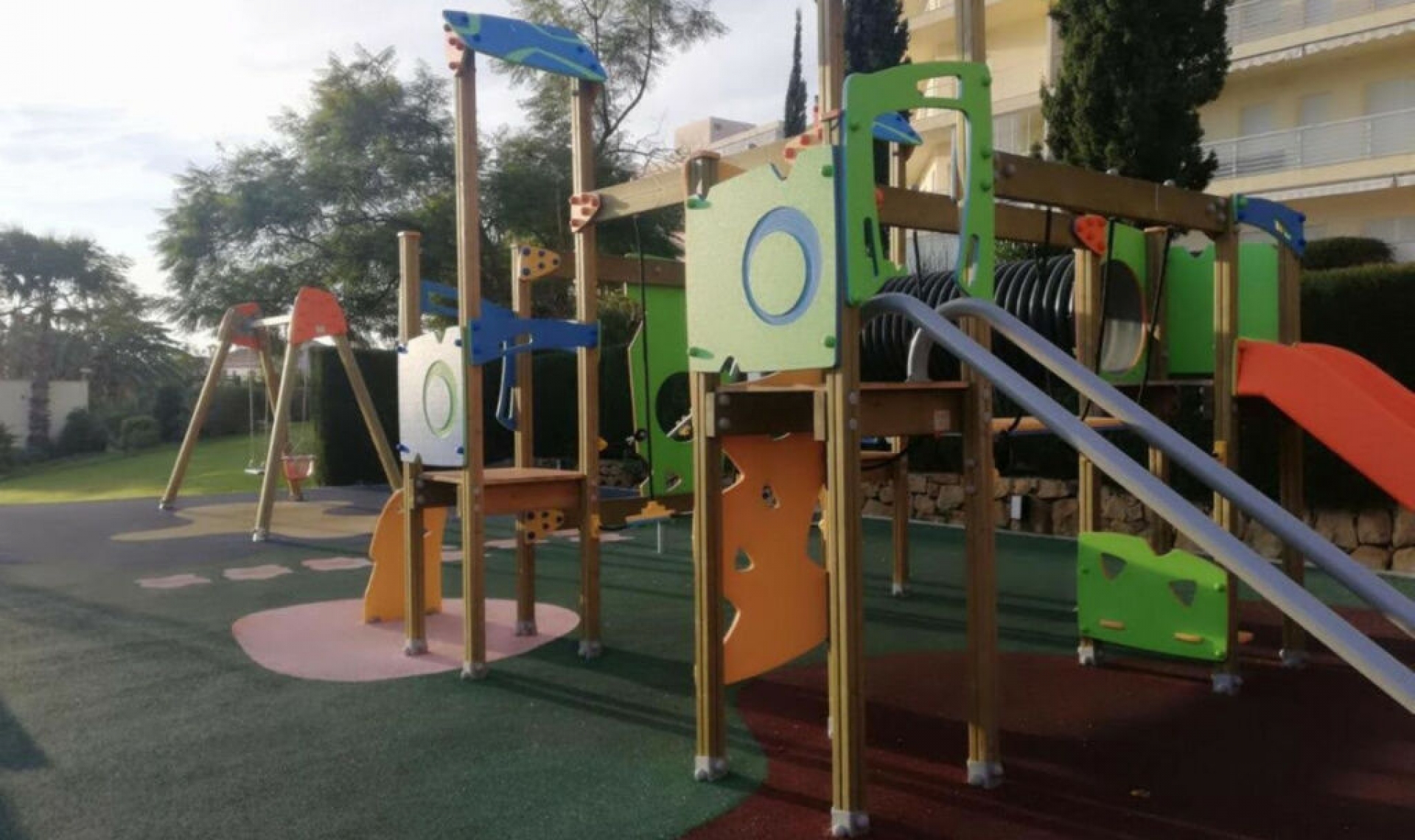 Resale - Apartment -
Benalmadena Costa