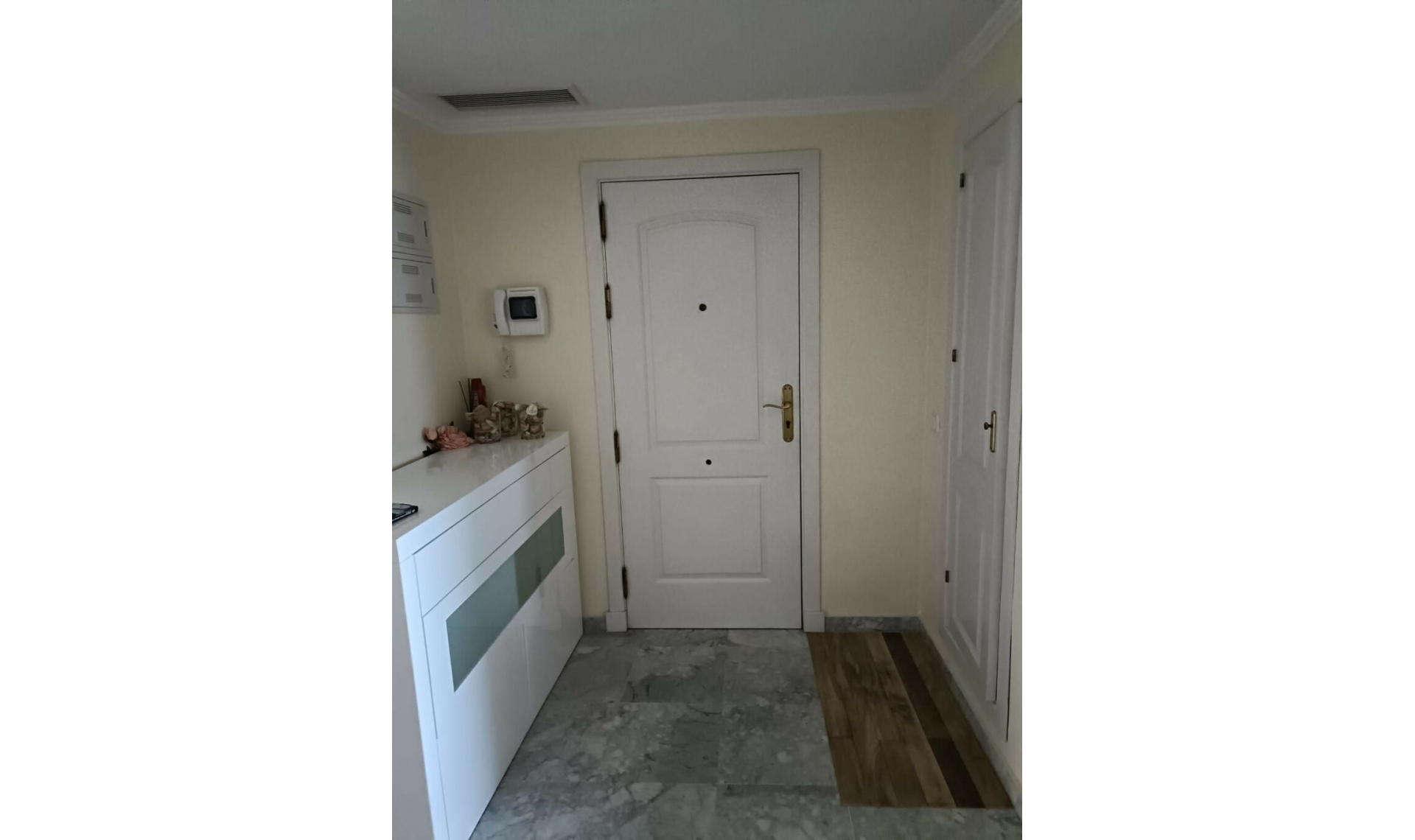 Resale - Apartment -
Benalmadena Costa