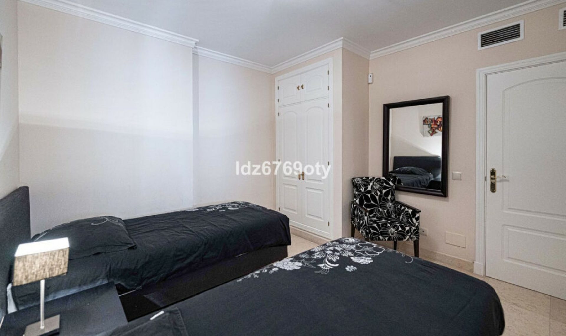 Resale - Apartment -
Benalmadena Costa
