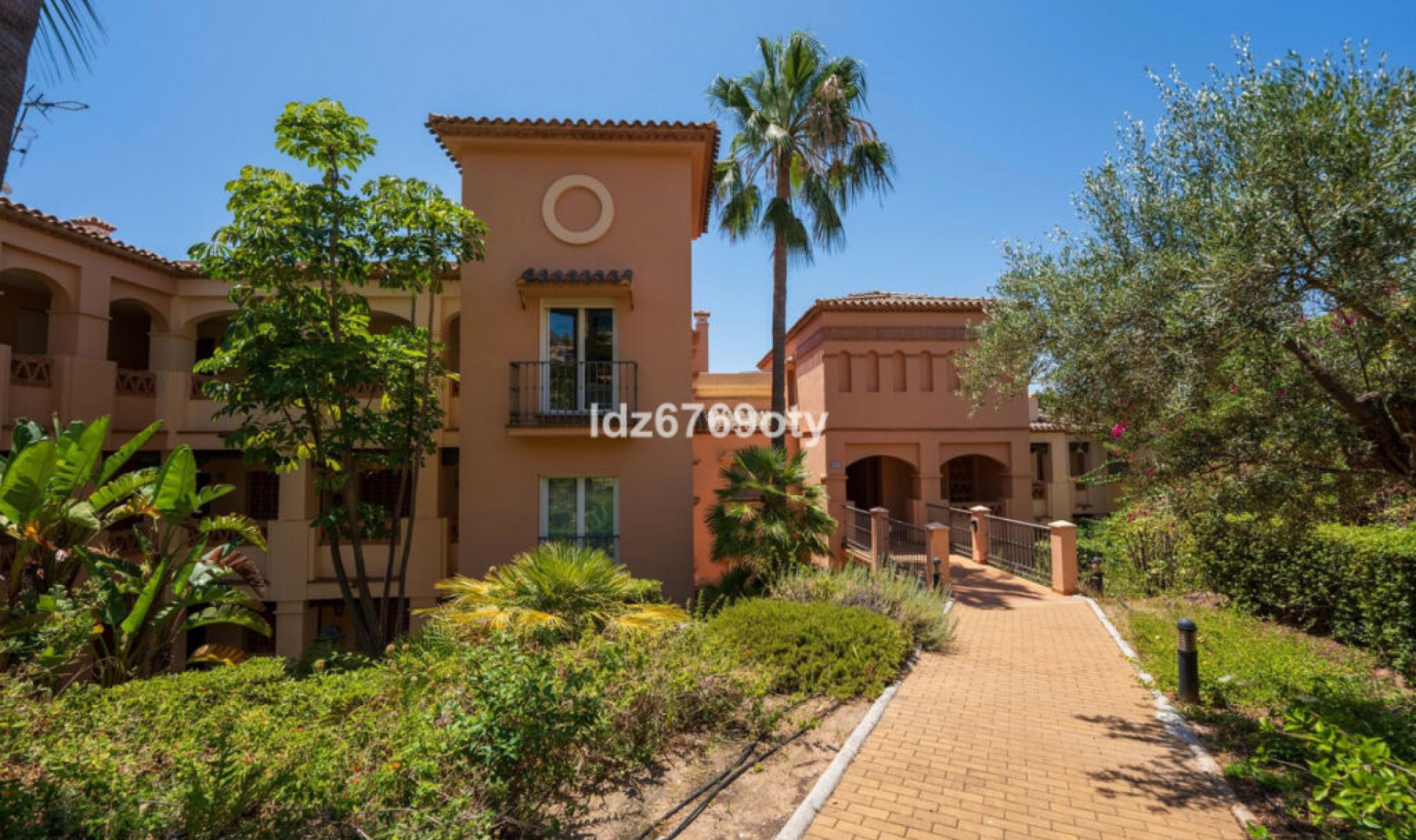 Resale - Apartment -
Benalmadena Costa