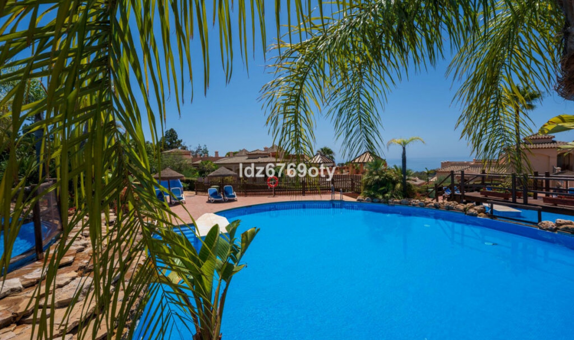 Resale - Apartment -
Benalmadena Costa