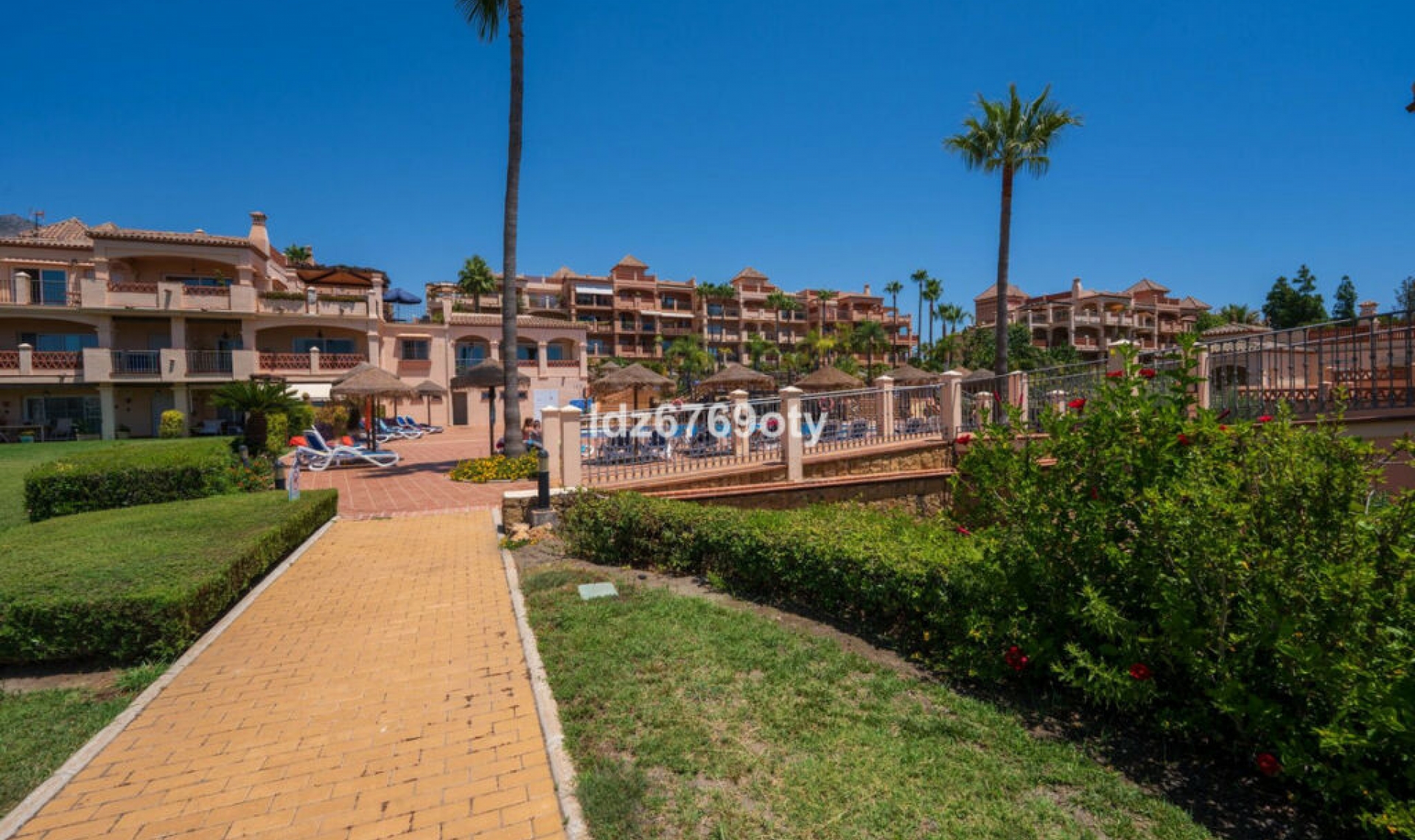 Resale - Apartment -
Benalmadena Costa