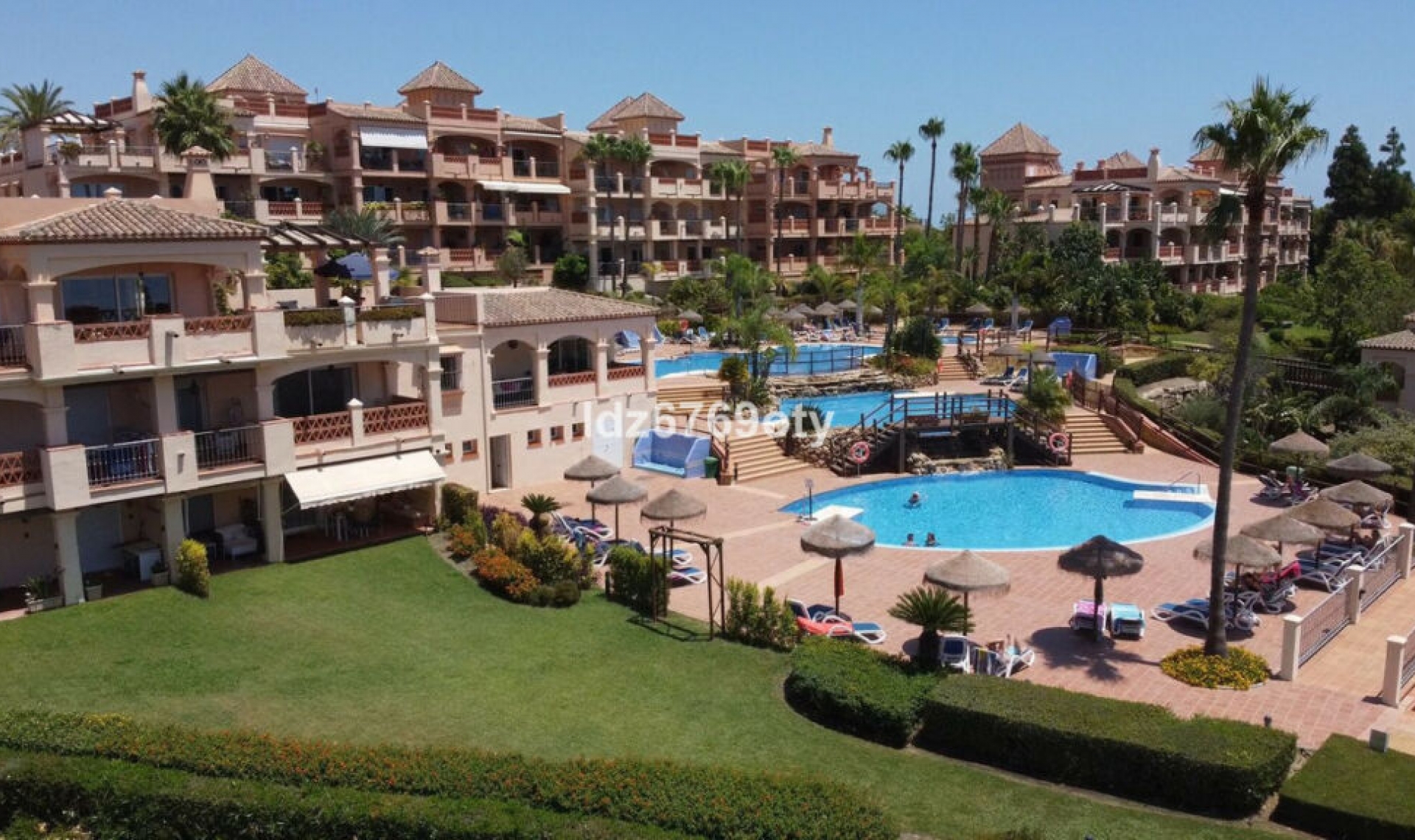 Resale - Apartment -
Benalmadena Costa