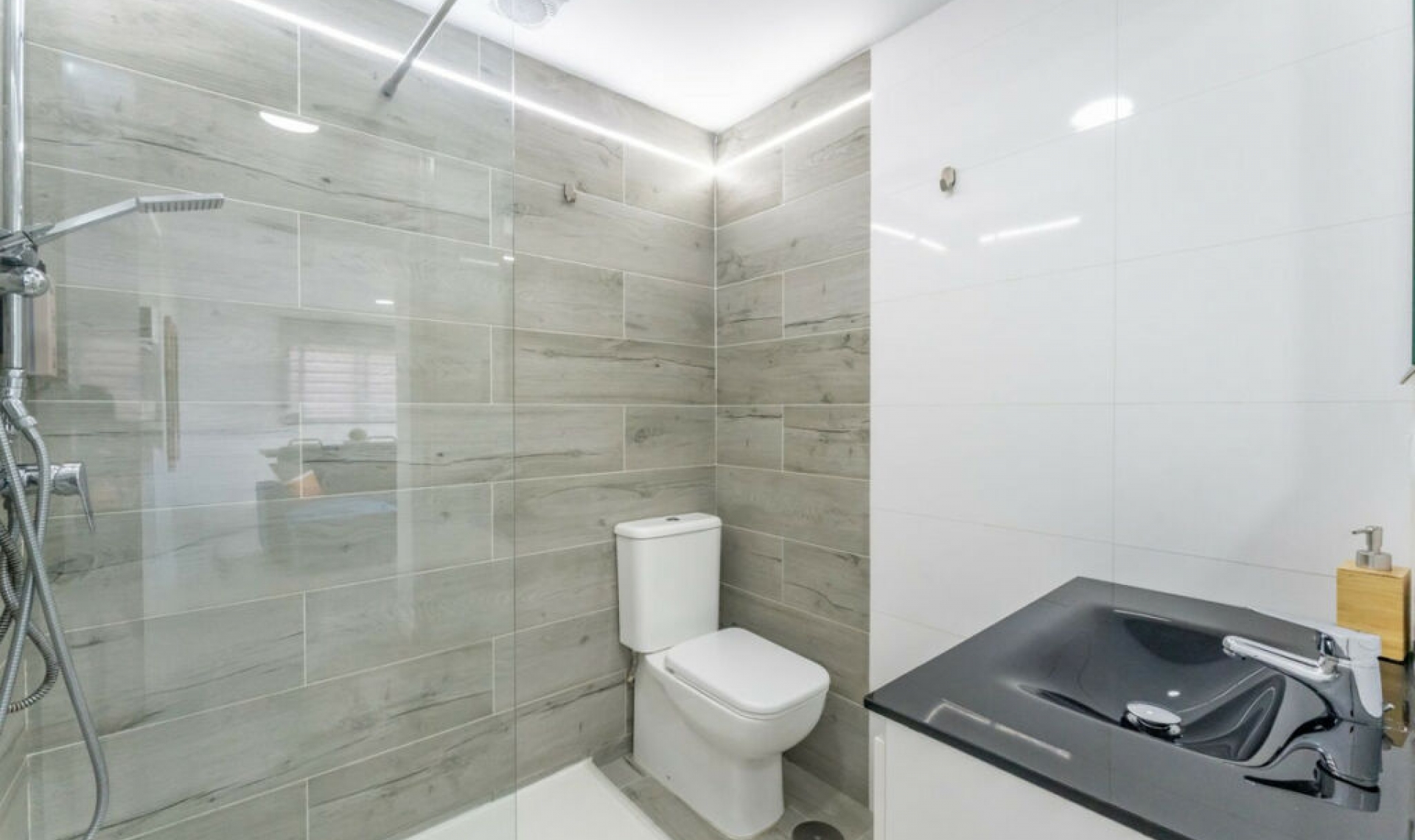 Resale - Apartment -
Benalmadena Costa