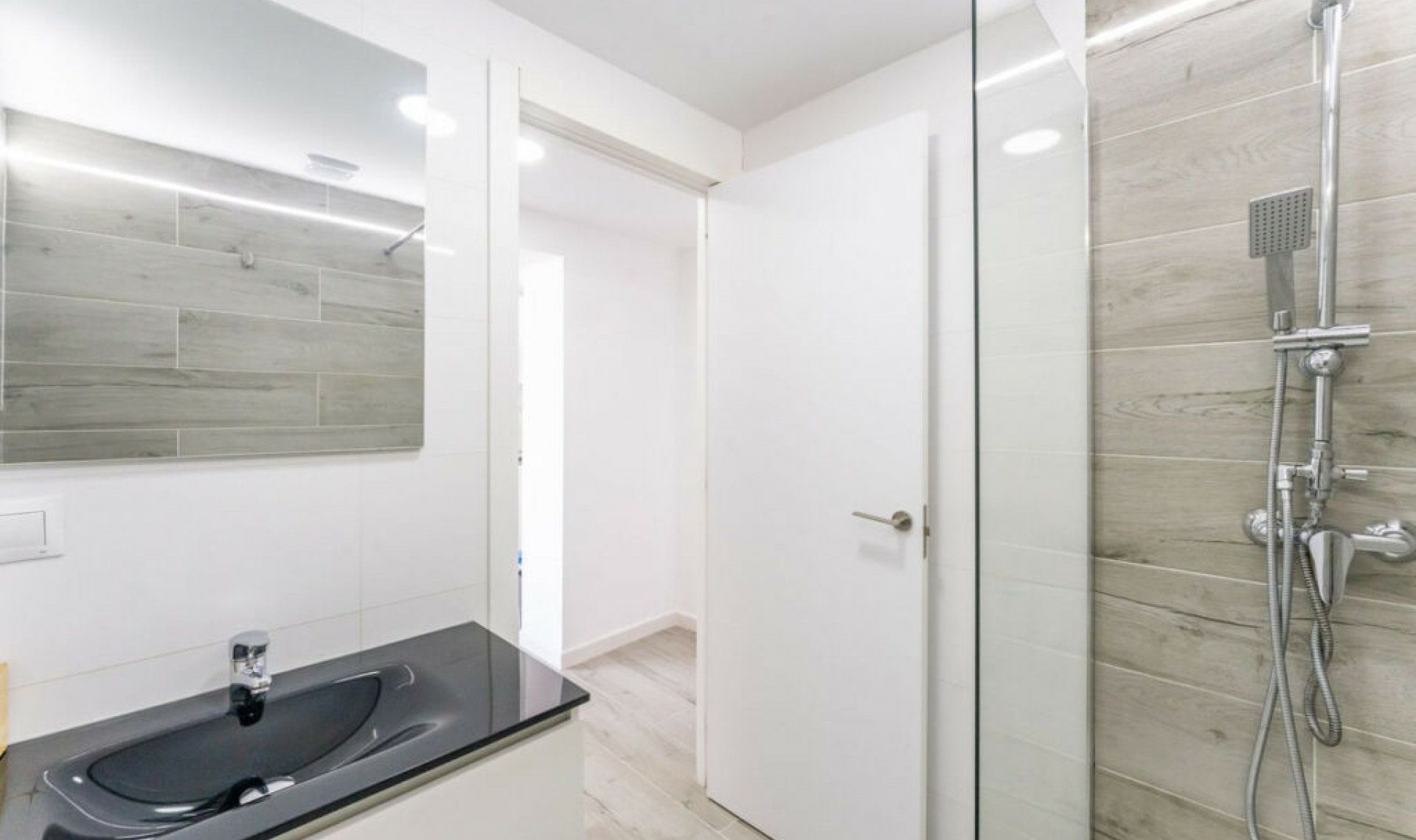 Resale - Apartment -
Benalmadena Costa