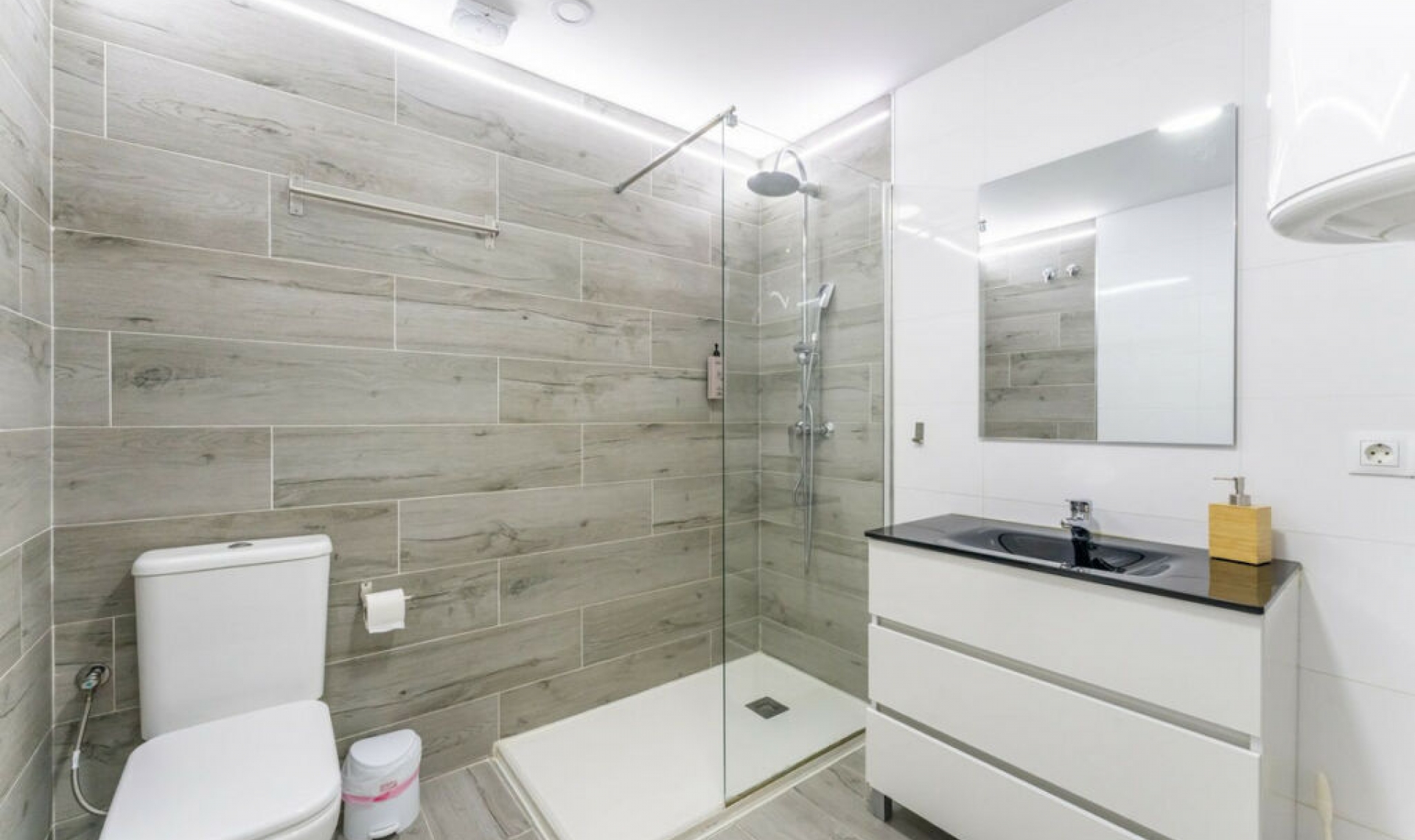 Resale - Apartment -
Benalmadena Costa