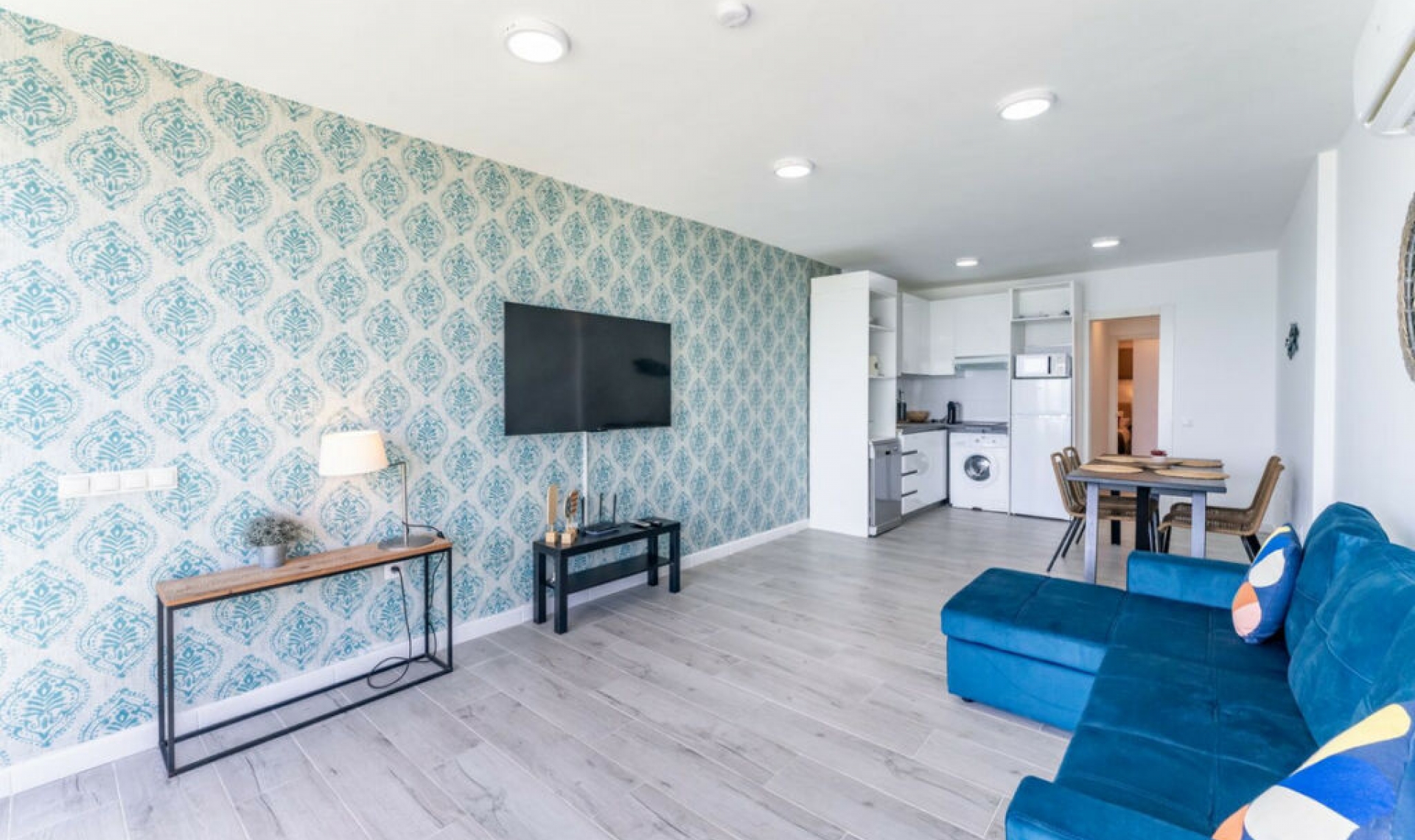 Resale - Apartment -
Benalmadena Costa