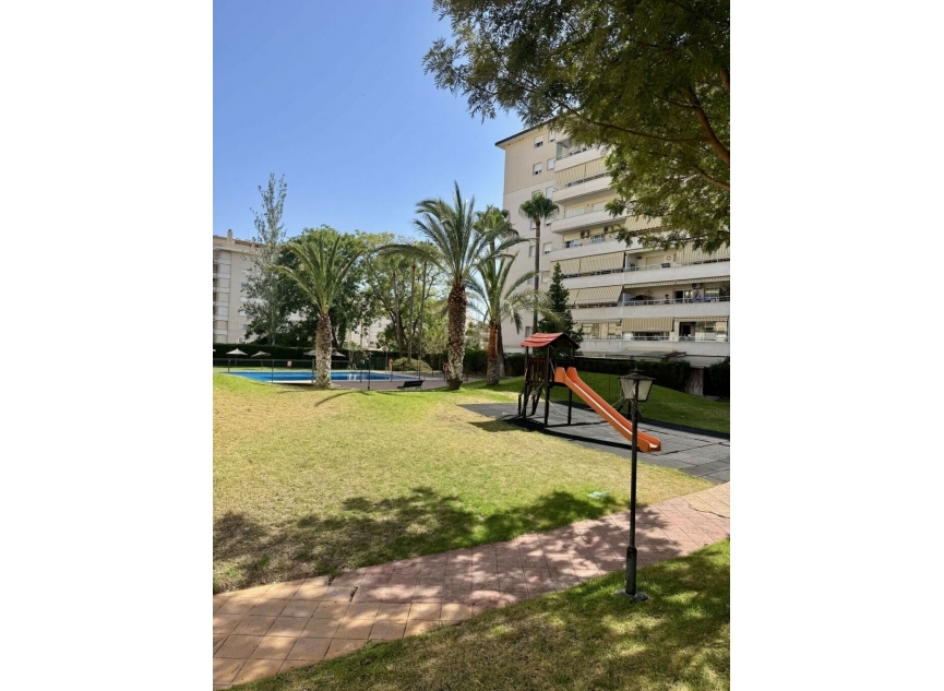 Resale - Apartment -
Benalmadena Costa