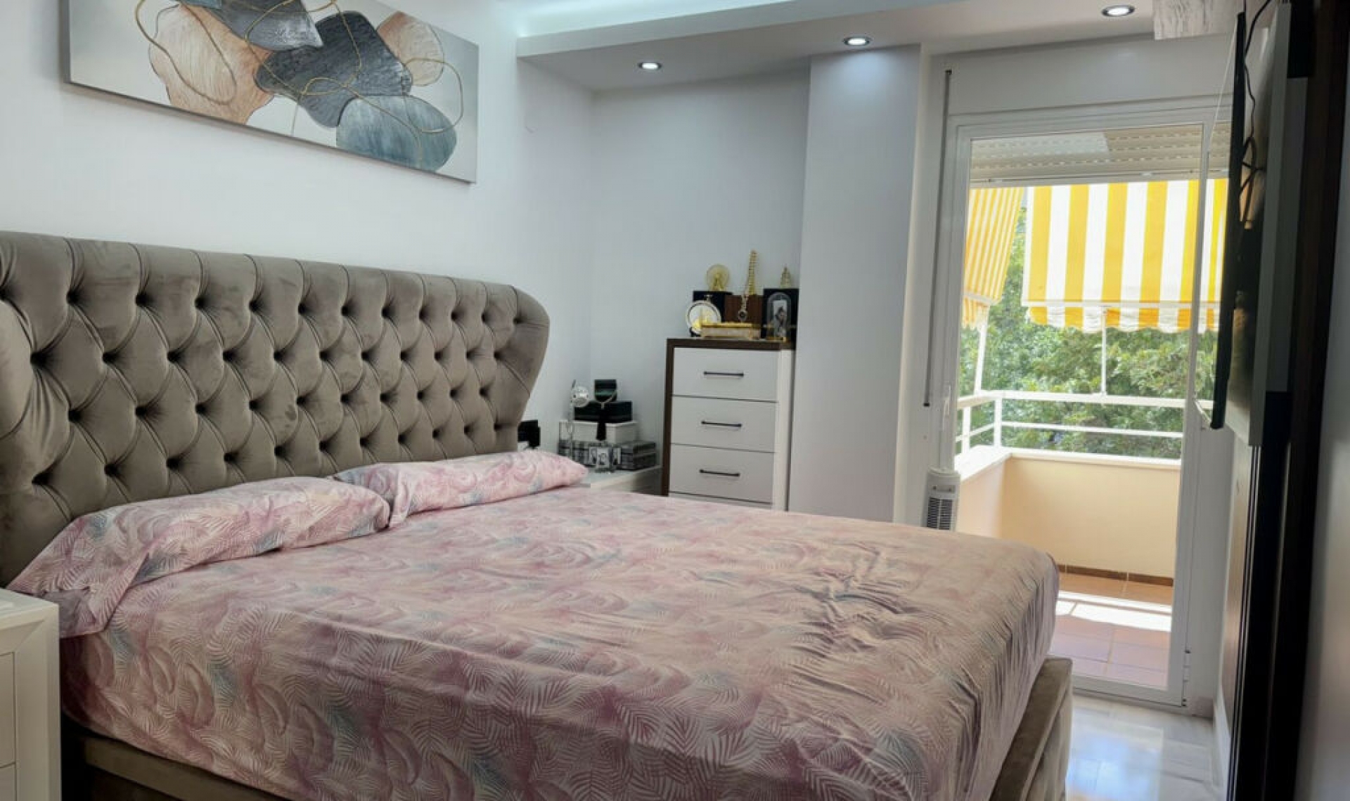 Resale - Apartment -
Benalmadena Costa