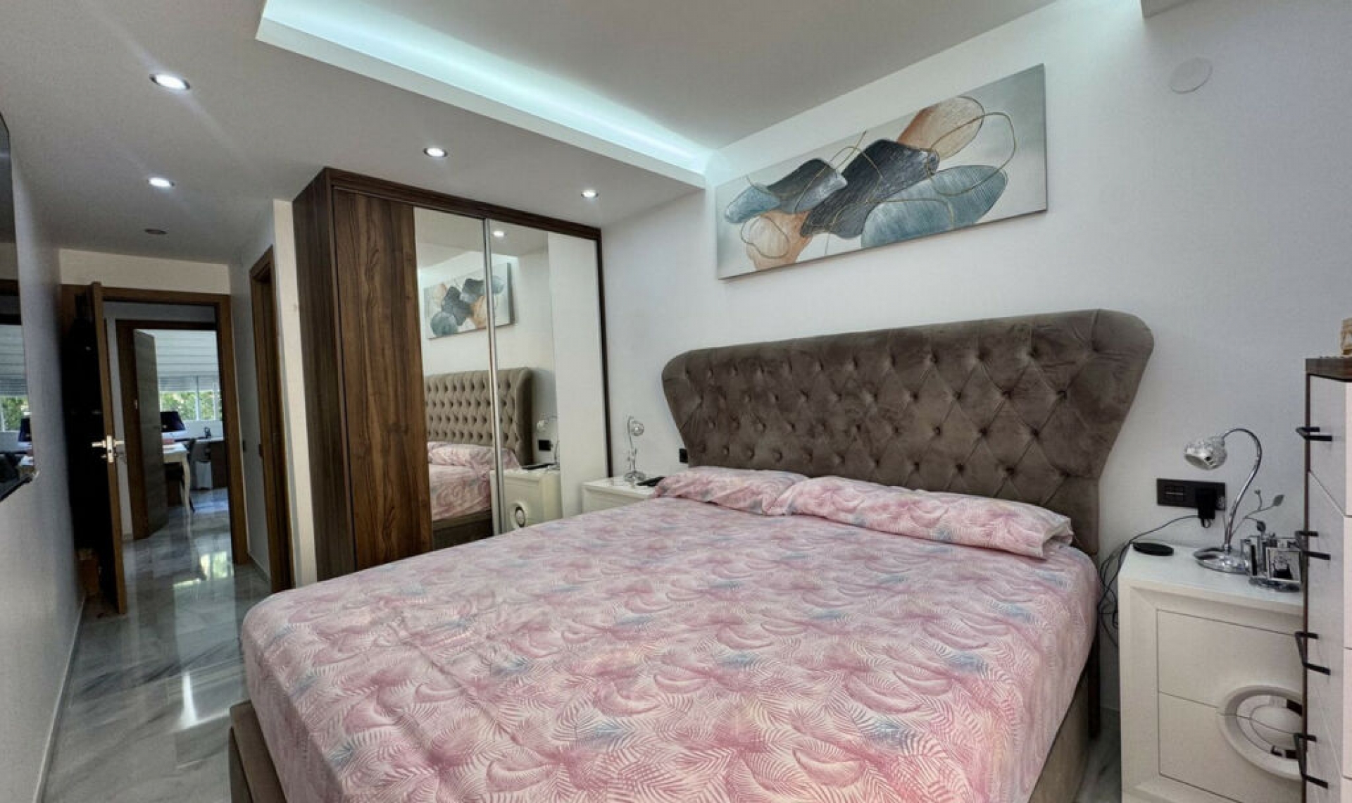 Resale - Apartment -
Benalmadena Costa