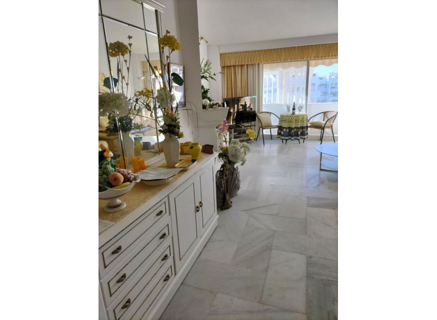 Resale - Apartment -
Benalmadena Costa
