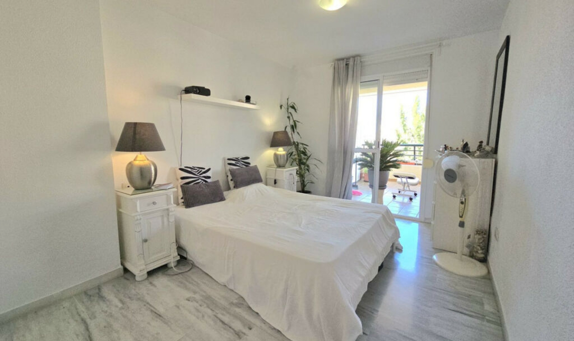 Resale - Apartment -
Benalmadena Costa