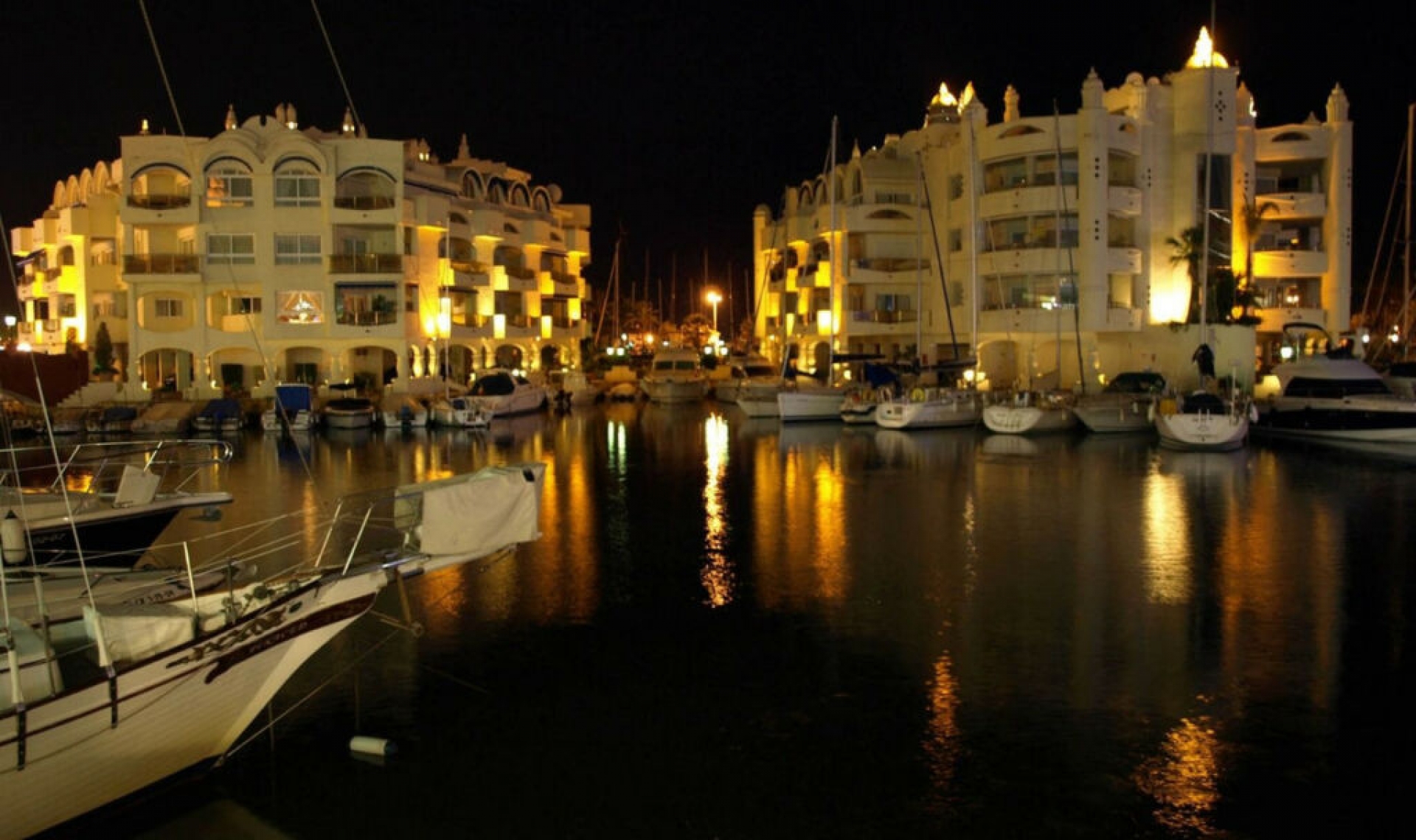 Resale - Apartment -
Benalmadena Costa