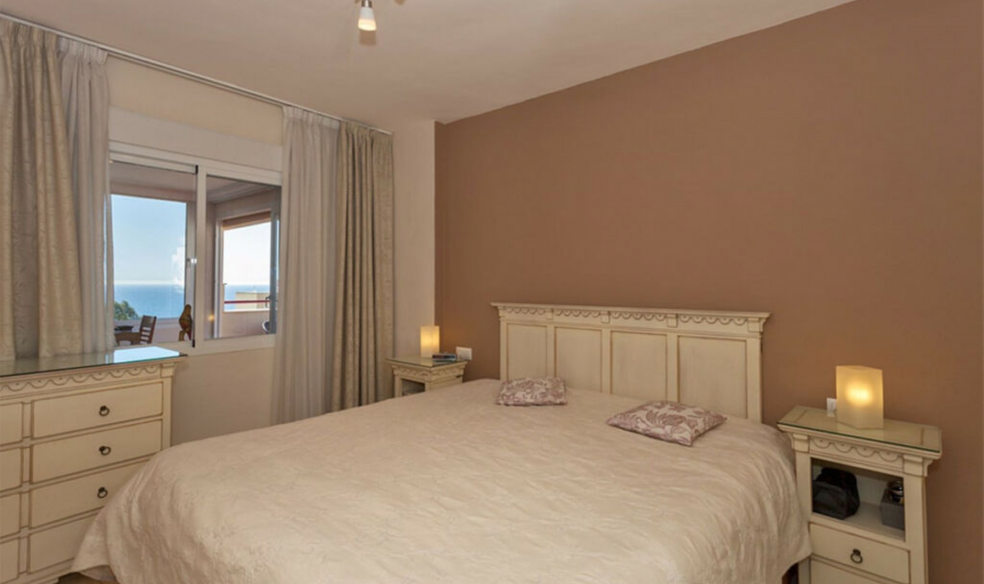 Resale - Apartment -
Benalmadena Costa