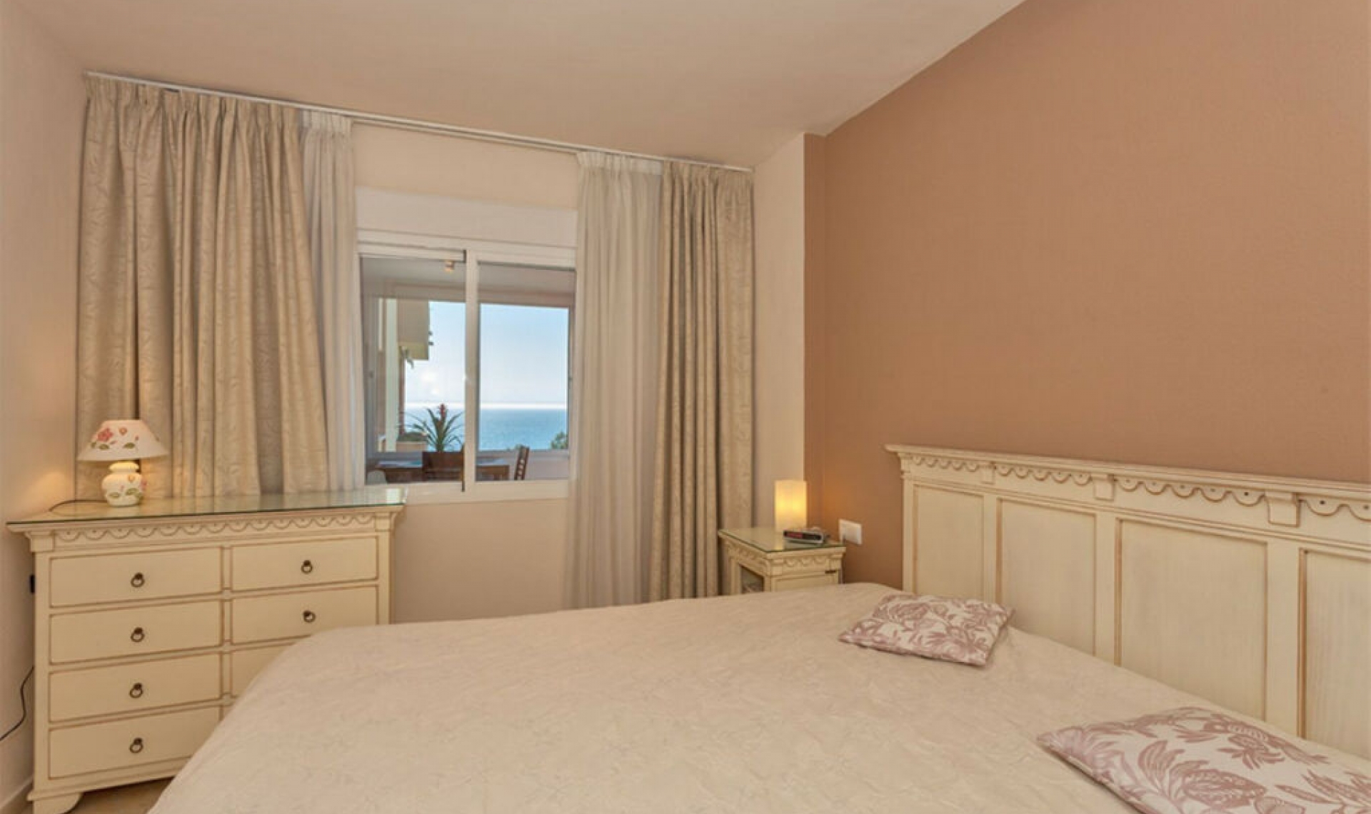 Resale - Apartment -
Benalmadena Costa