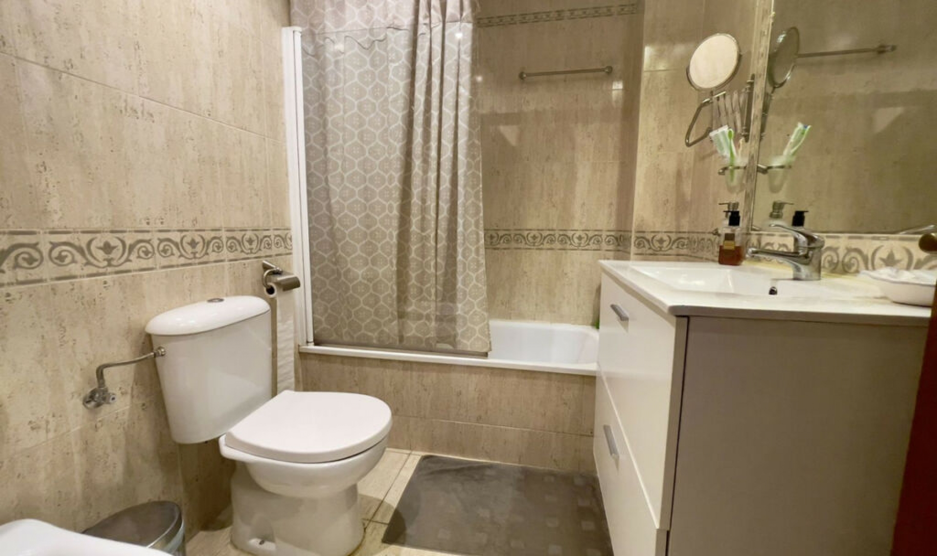 Resale - Apartment -
Benalmadena Costa