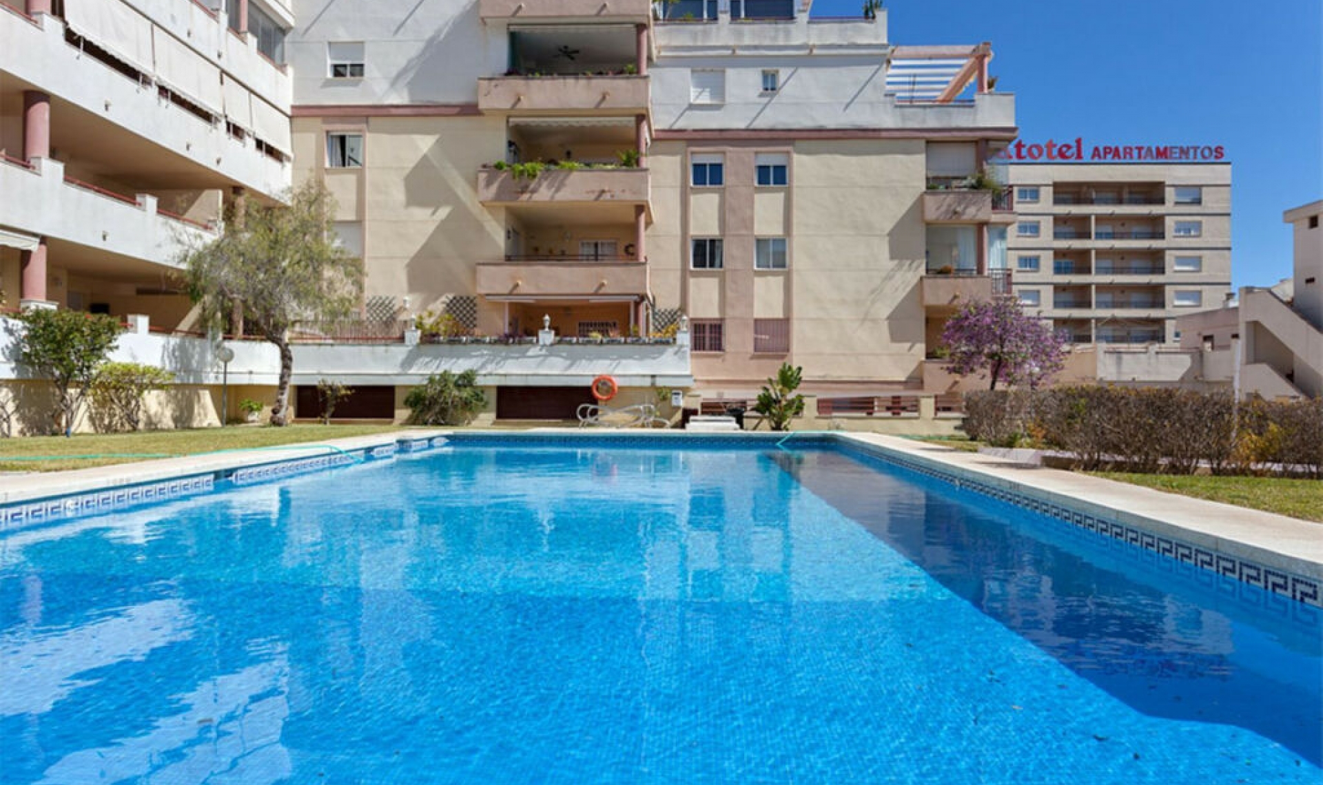 Resale - Apartment -
Benalmadena Costa