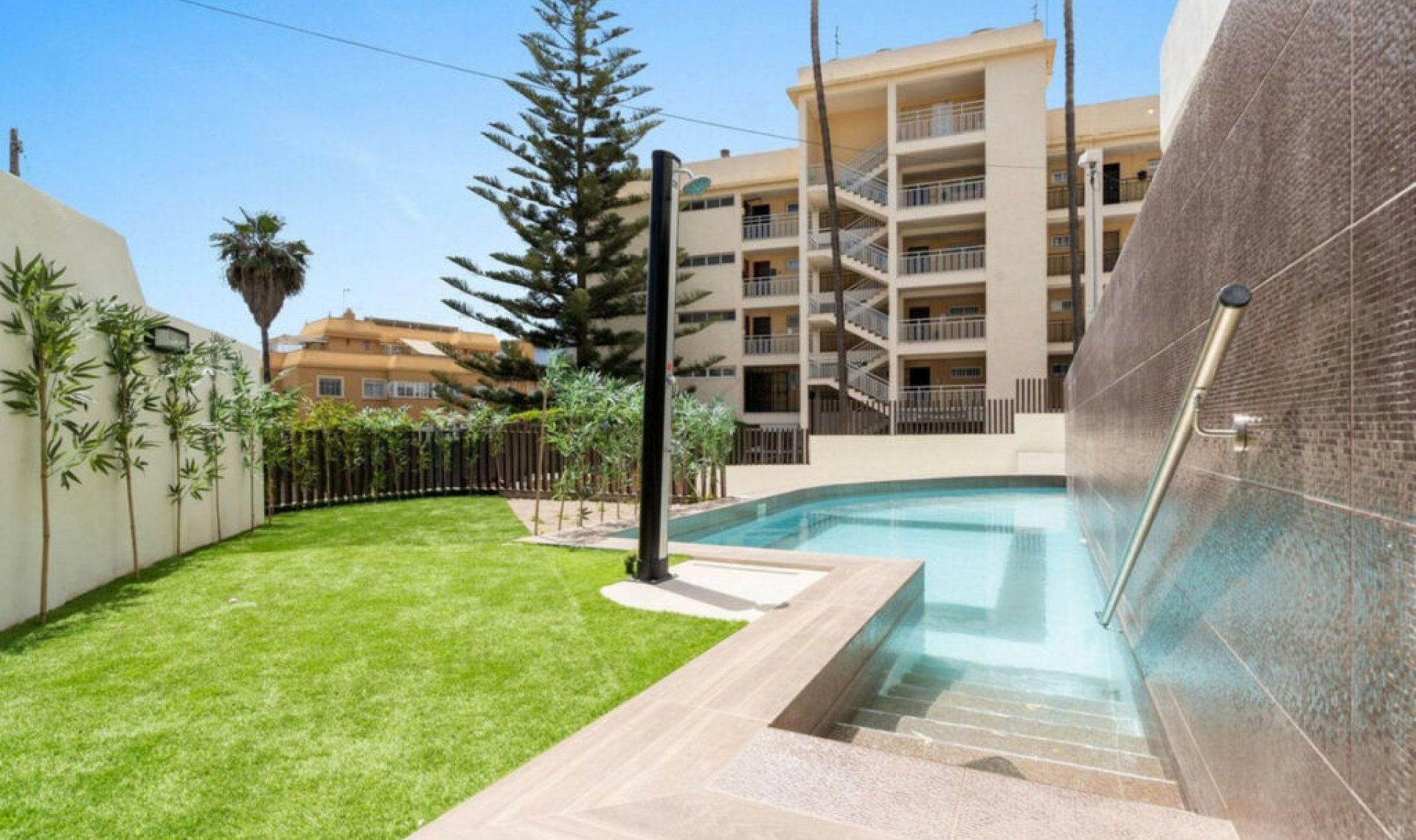 Resale - Apartment -
Benalmadena Costa