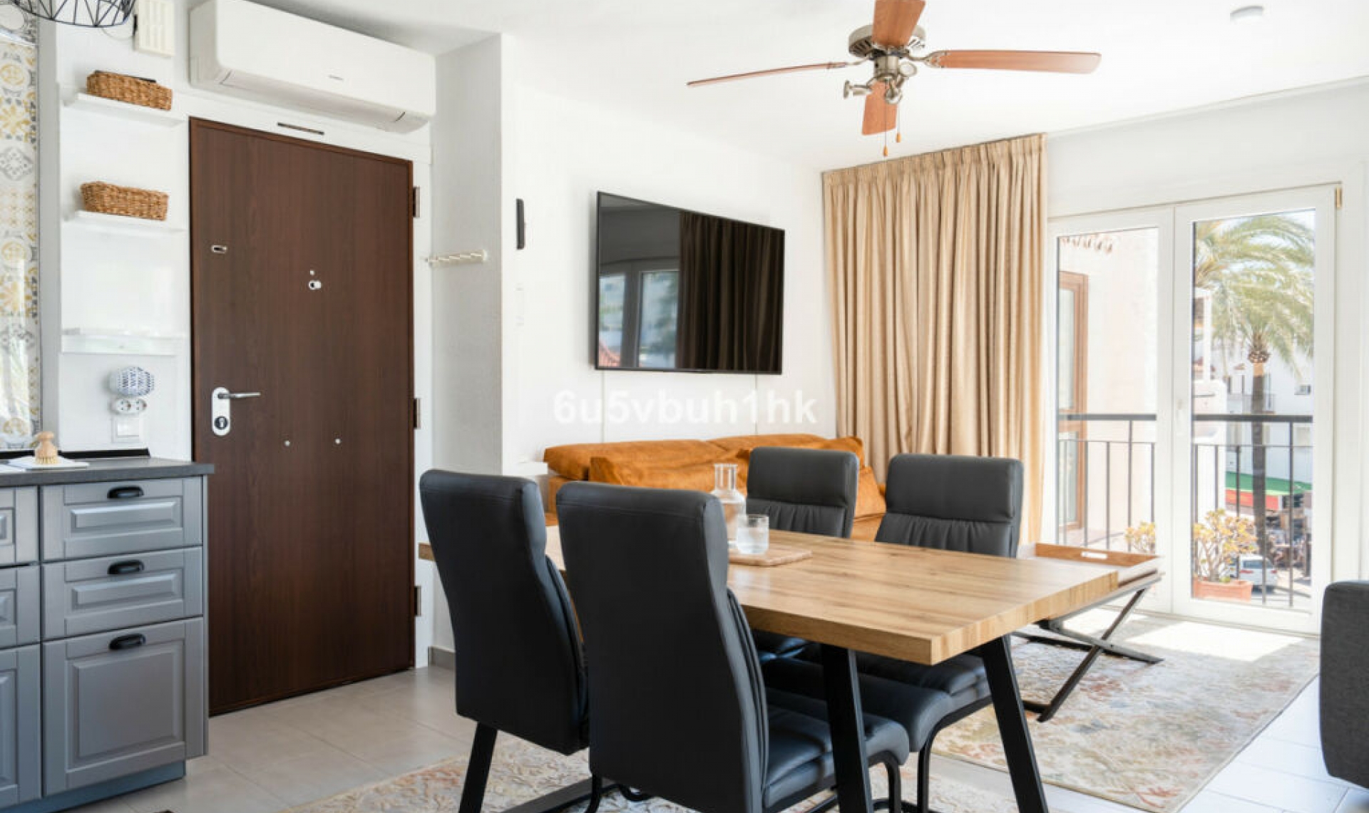 Resale - Apartment -
Benalmadena Costa