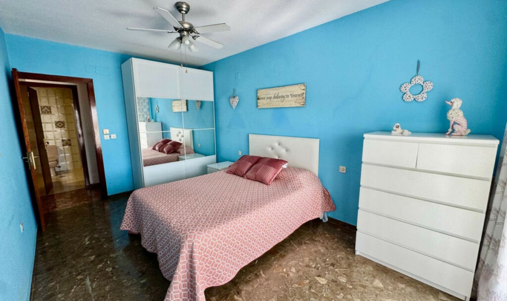 Resale - Apartment -
Benalmadena Costa