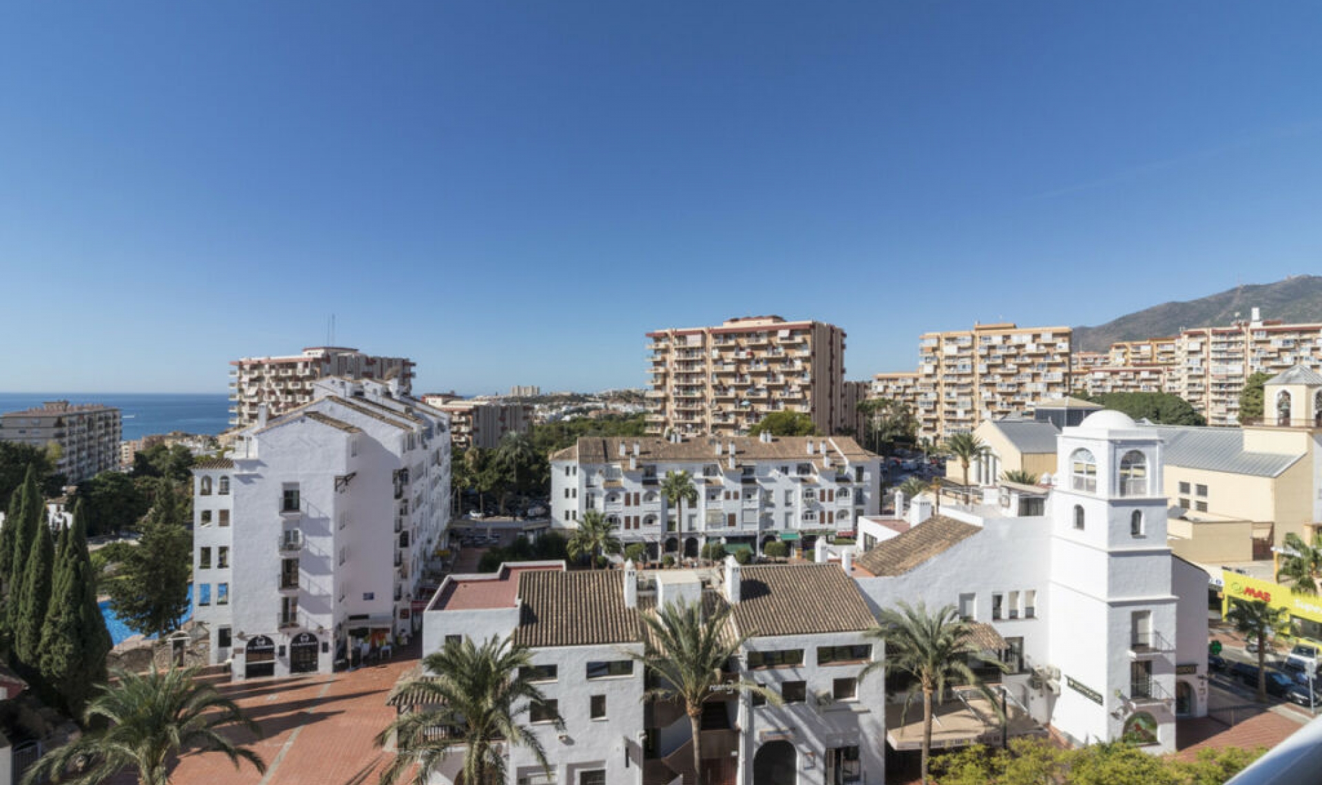 Resale - Apartment -
Benalmadena Costa