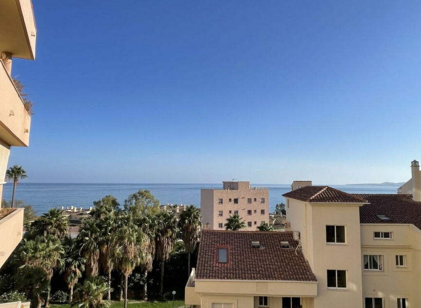 Resale - Apartment -
Benalmadena Costa