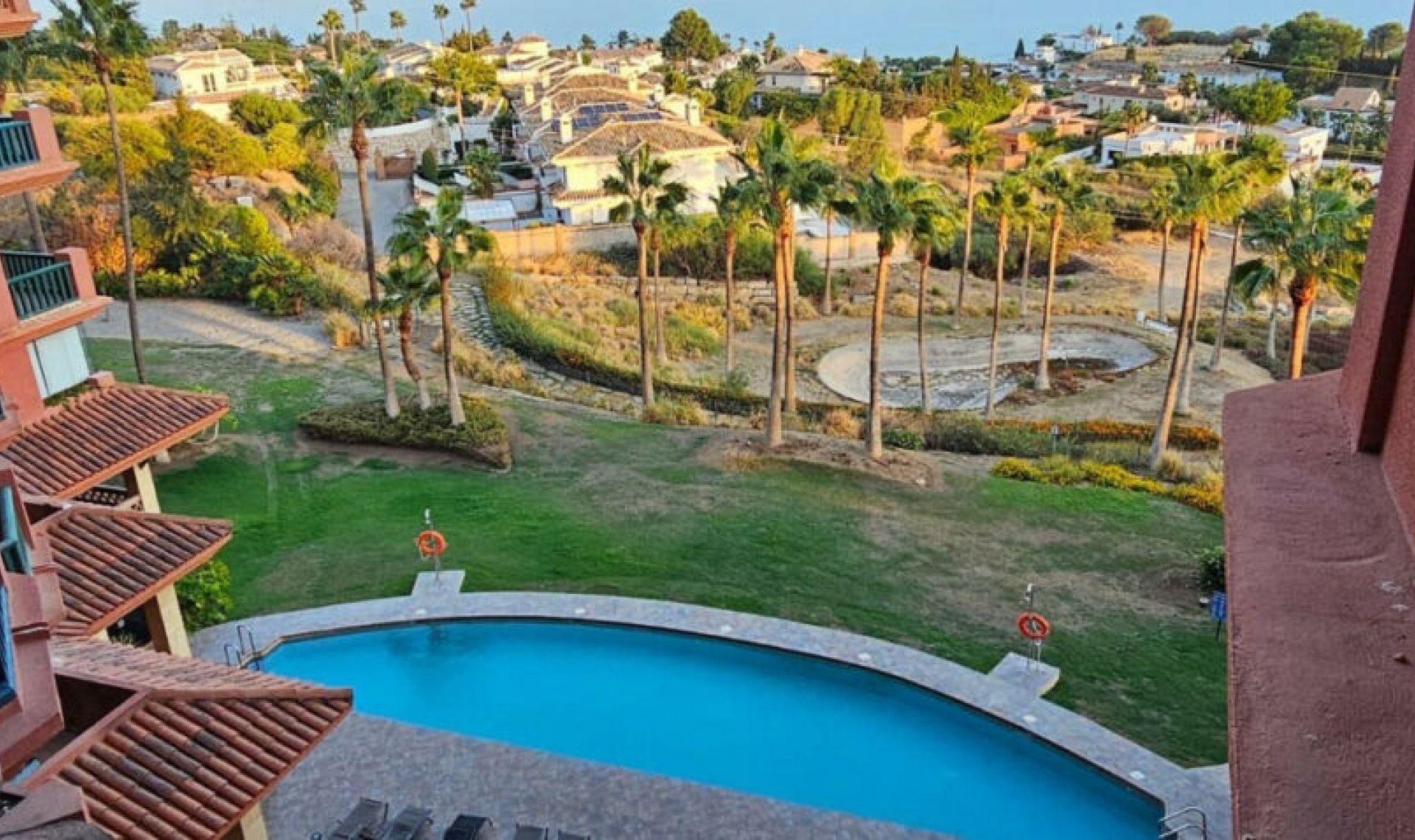 Resale - Apartment -
Benalmadena Pueblo