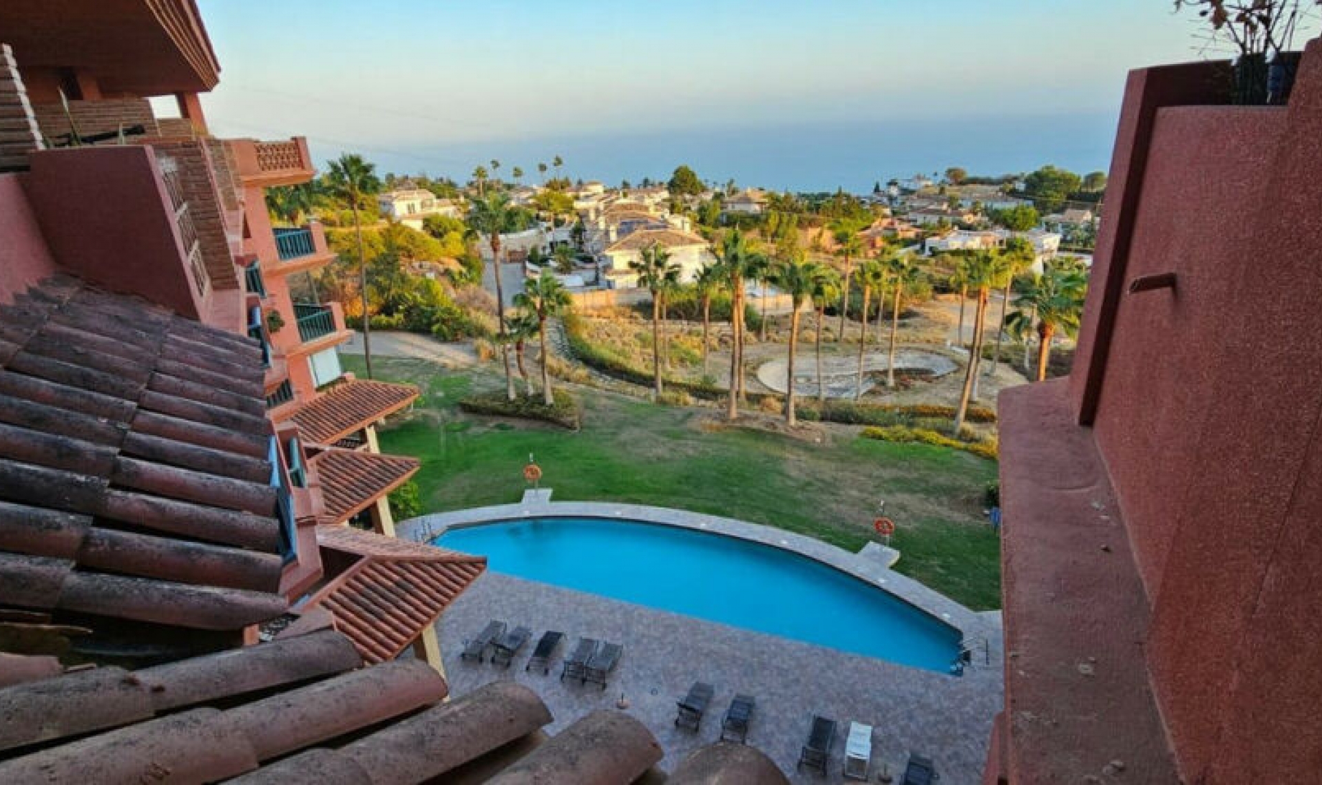 Resale - Apartment -
Benalmadena Pueblo