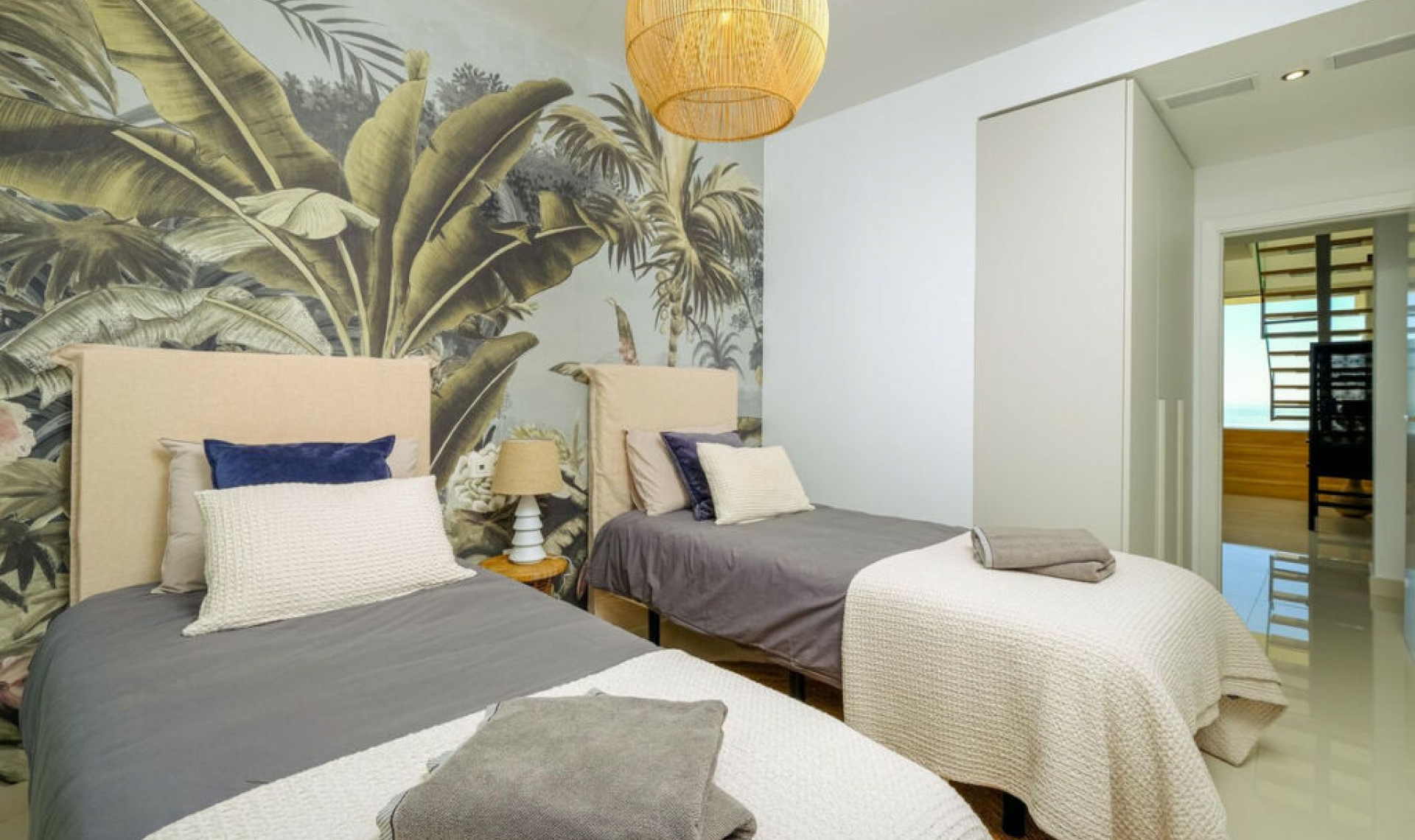 Resale - Apartment -
Benalmadena Pueblo