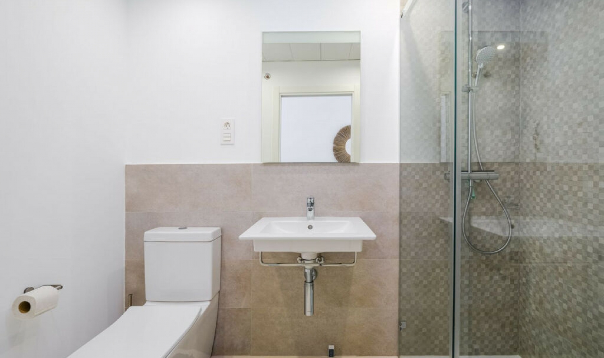 Resale - Apartment -
Benalmadena Pueblo