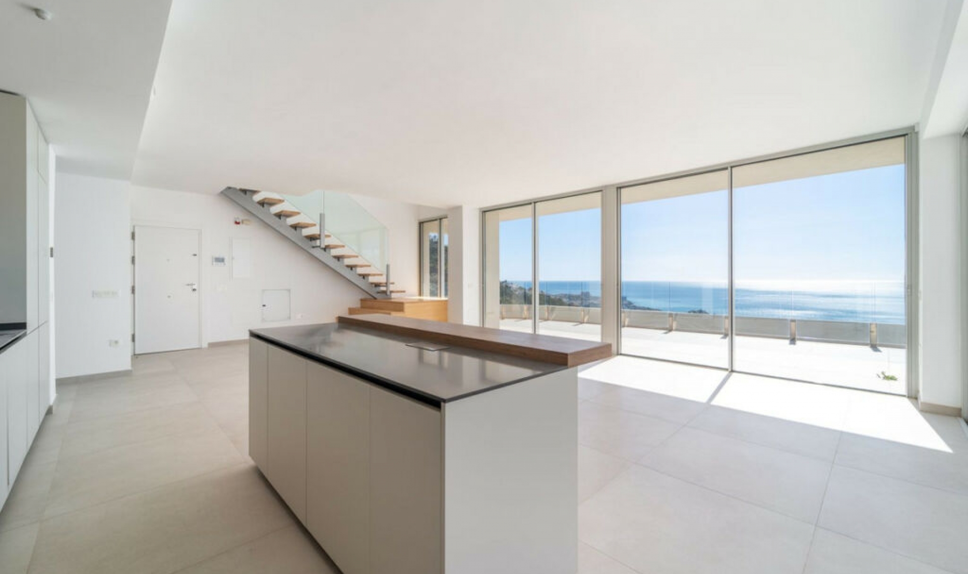 Resale - Apartment -
Benalmadena Pueblo