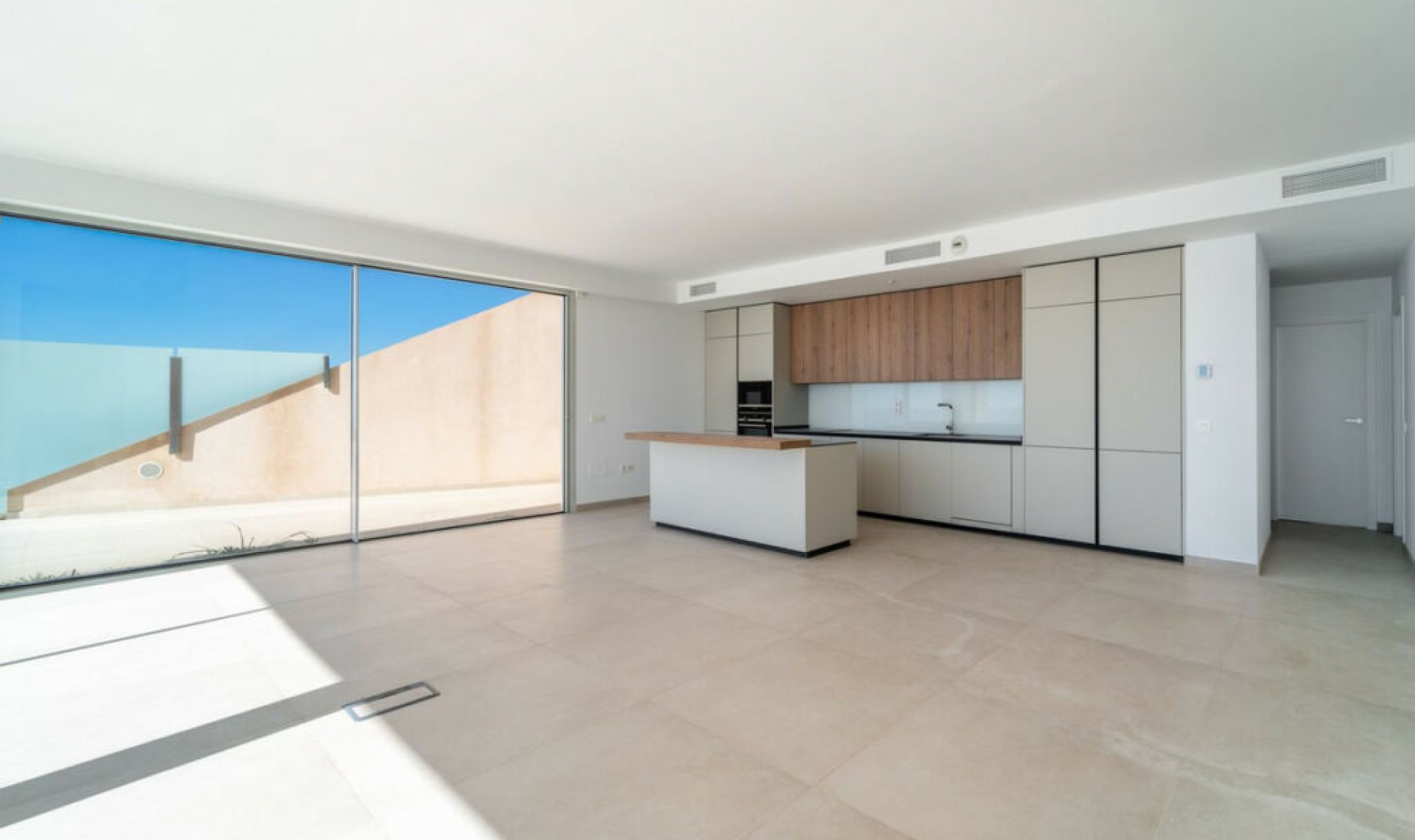 Resale - Apartment -
Benalmadena Pueblo