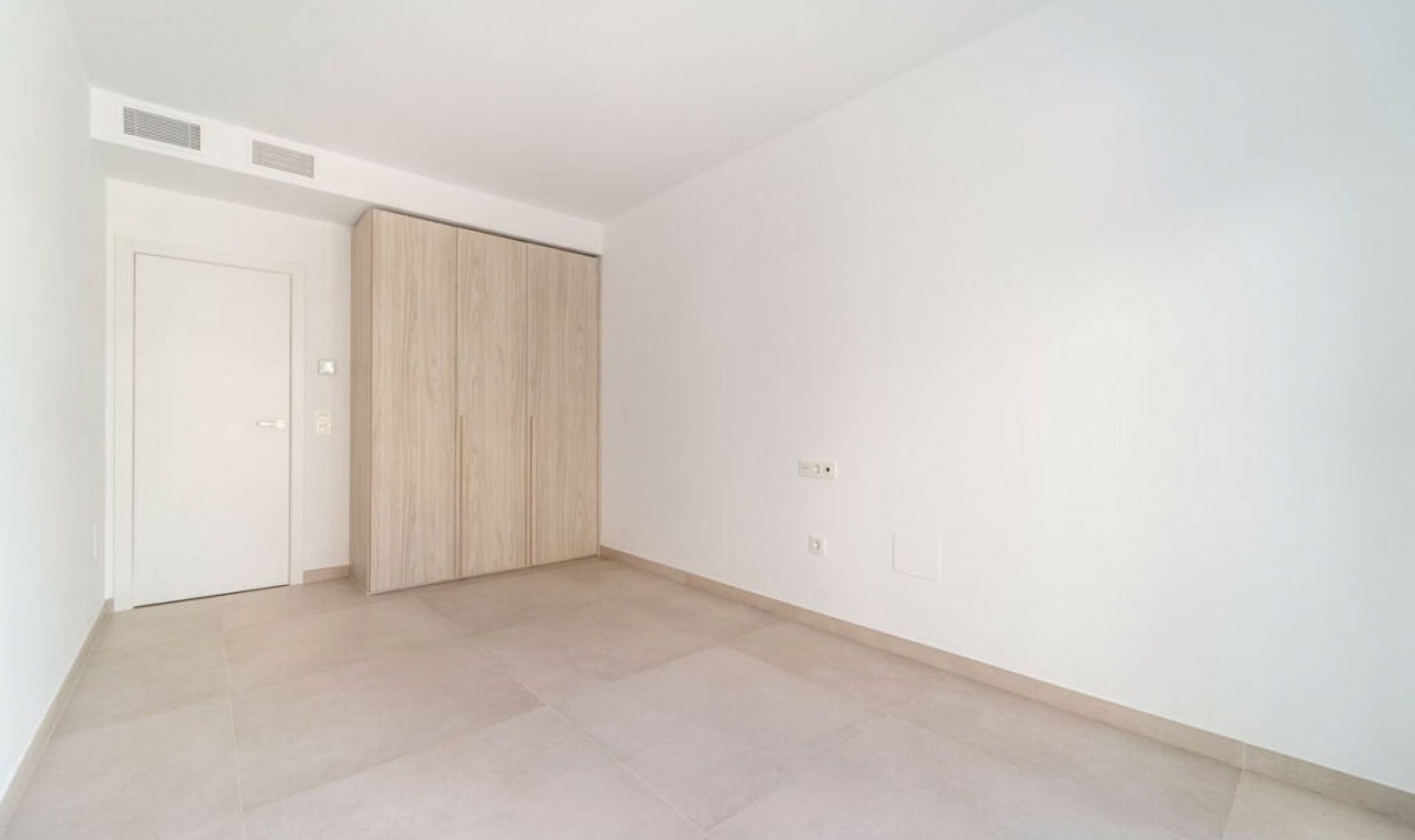 Resale - Apartment -
Benalmadena Pueblo