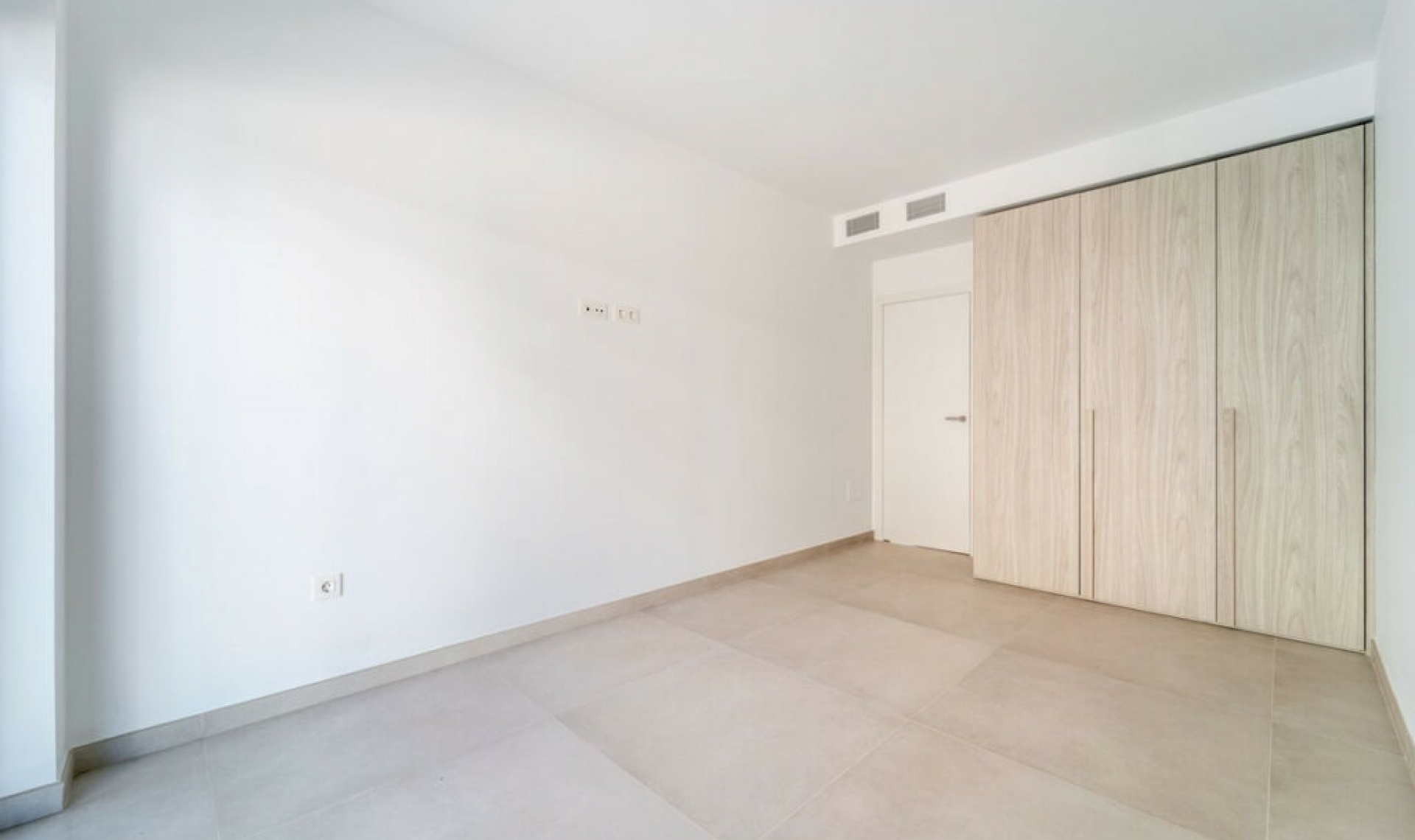 Resale - Apartment -
Benalmadena Pueblo