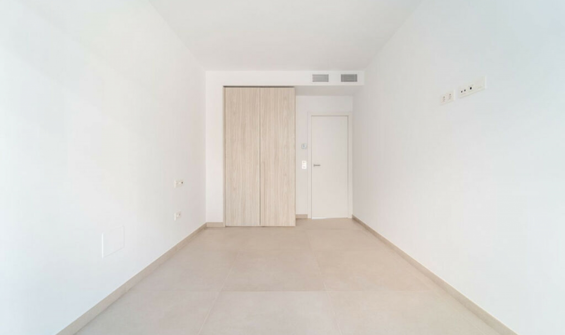 Resale - Apartment -
Benalmadena Pueblo