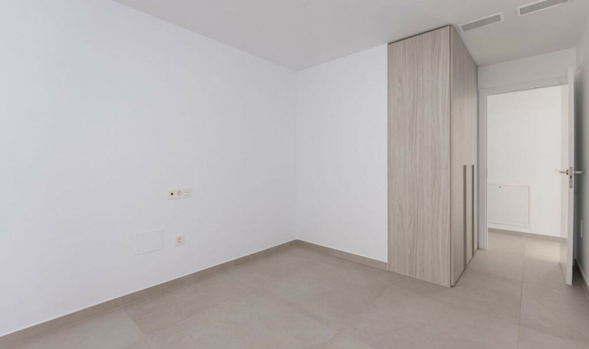 Resale - Apartment -
Benalmadena Pueblo