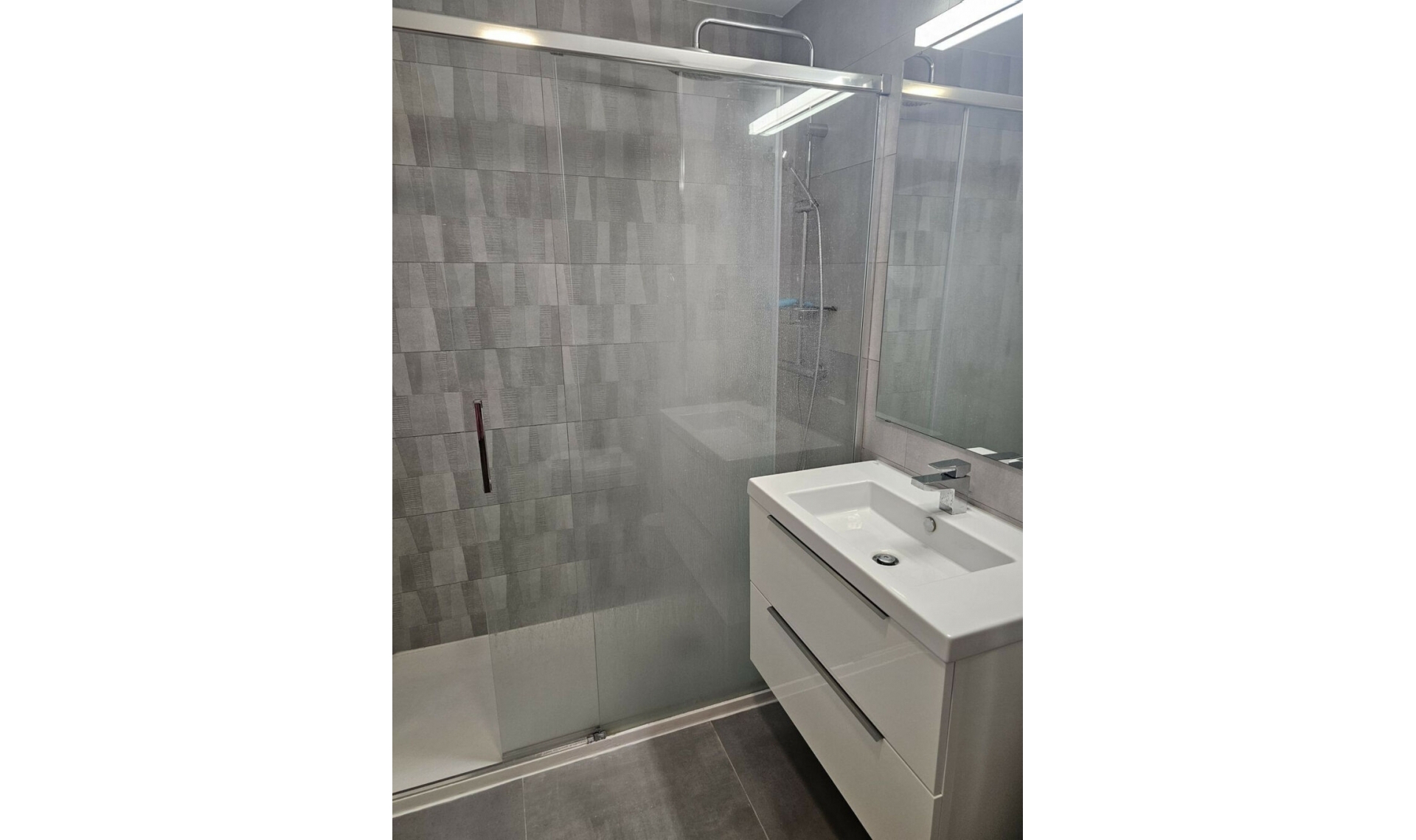 Resale - Apartment -
Benalmadena Pueblo