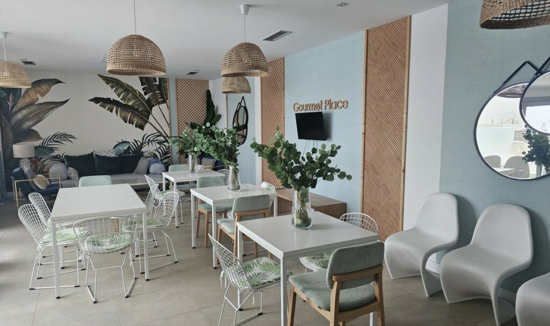 Resale - Apartment -
Benalmadena Pueblo