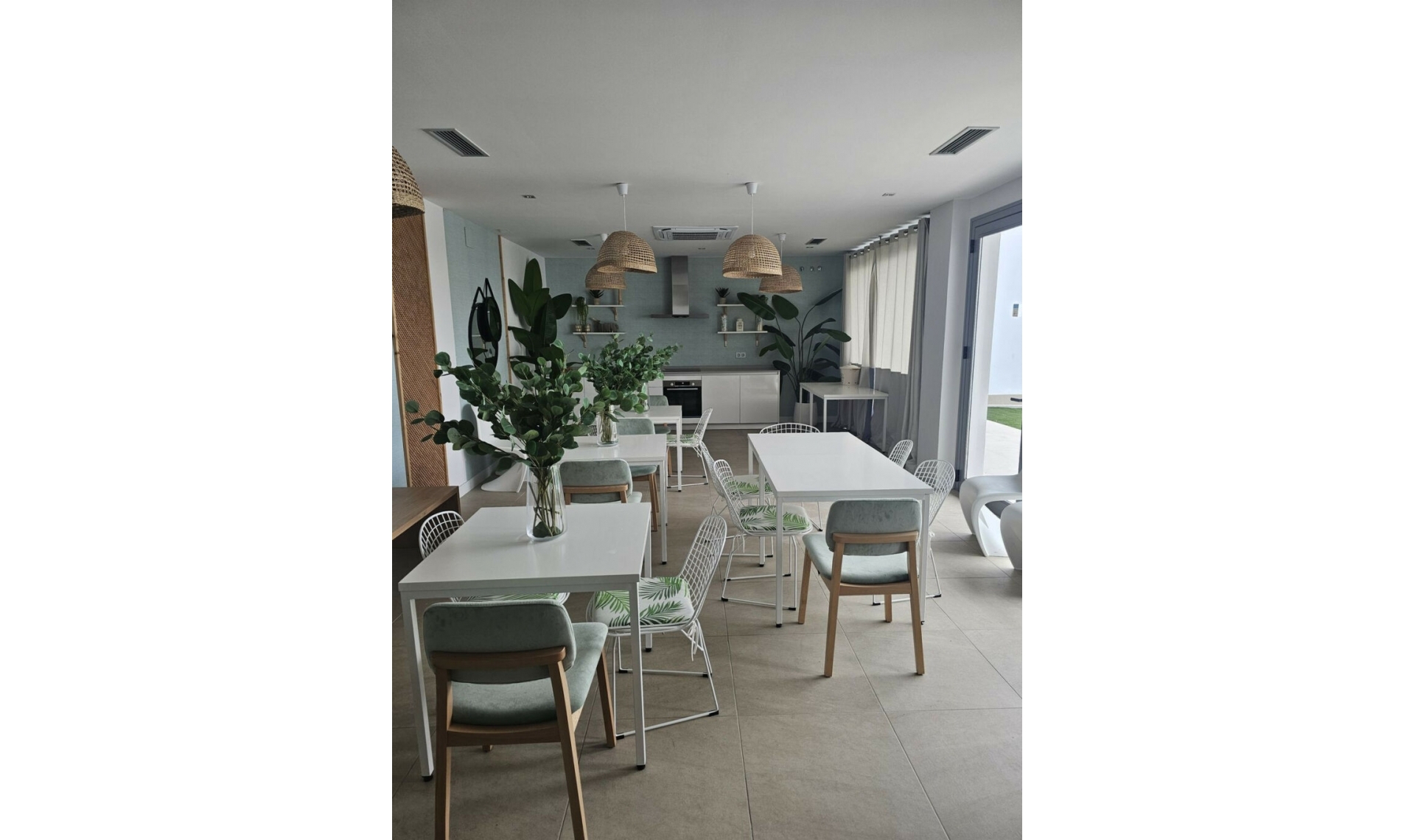 Resale - Apartment -
Benalmadena Pueblo