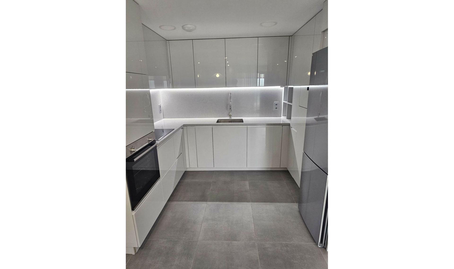 Resale - Apartment -
Benalmadena Pueblo