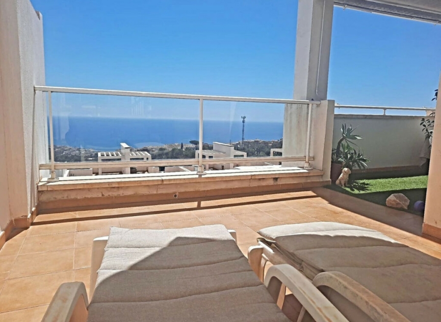 Resale - Apartment -
Benalmadena Pueblo