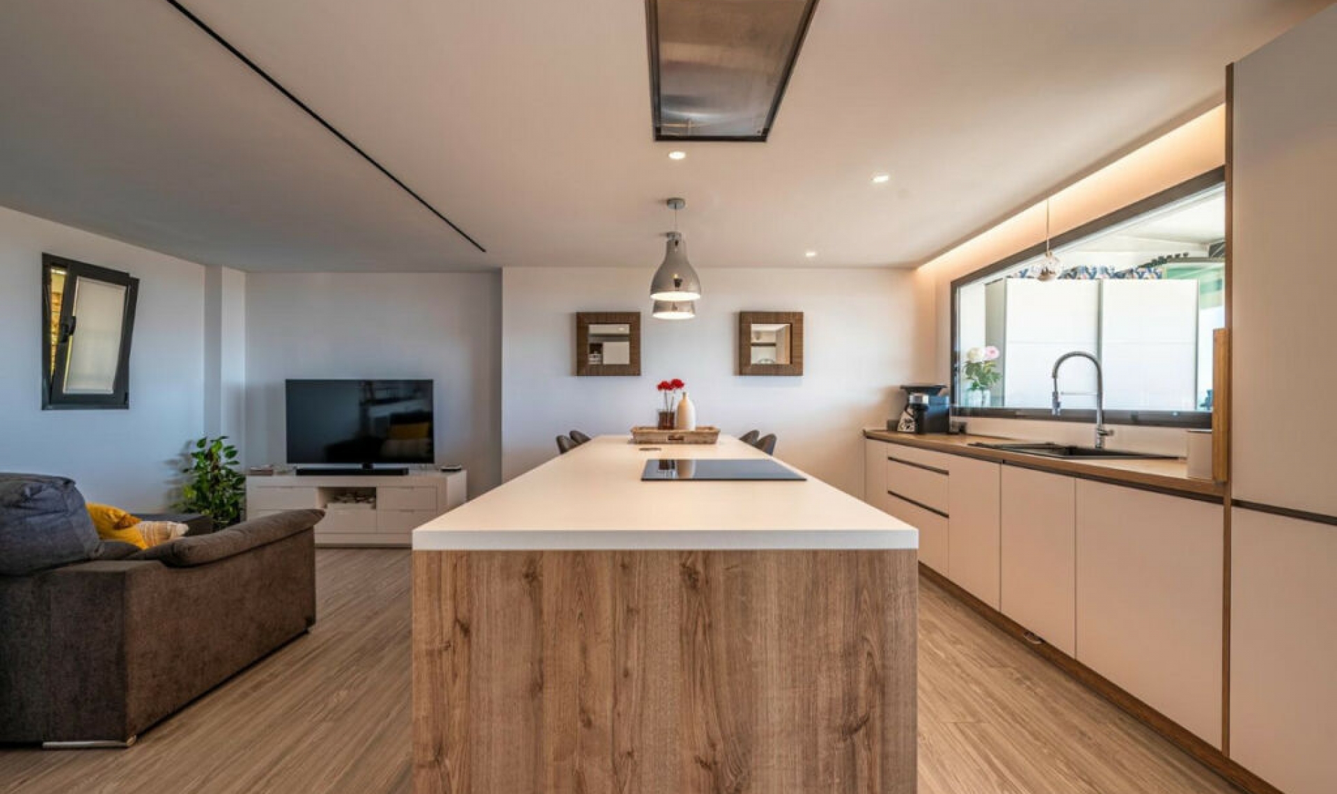 Resale - Apartment -
Benalmadena Pueblo