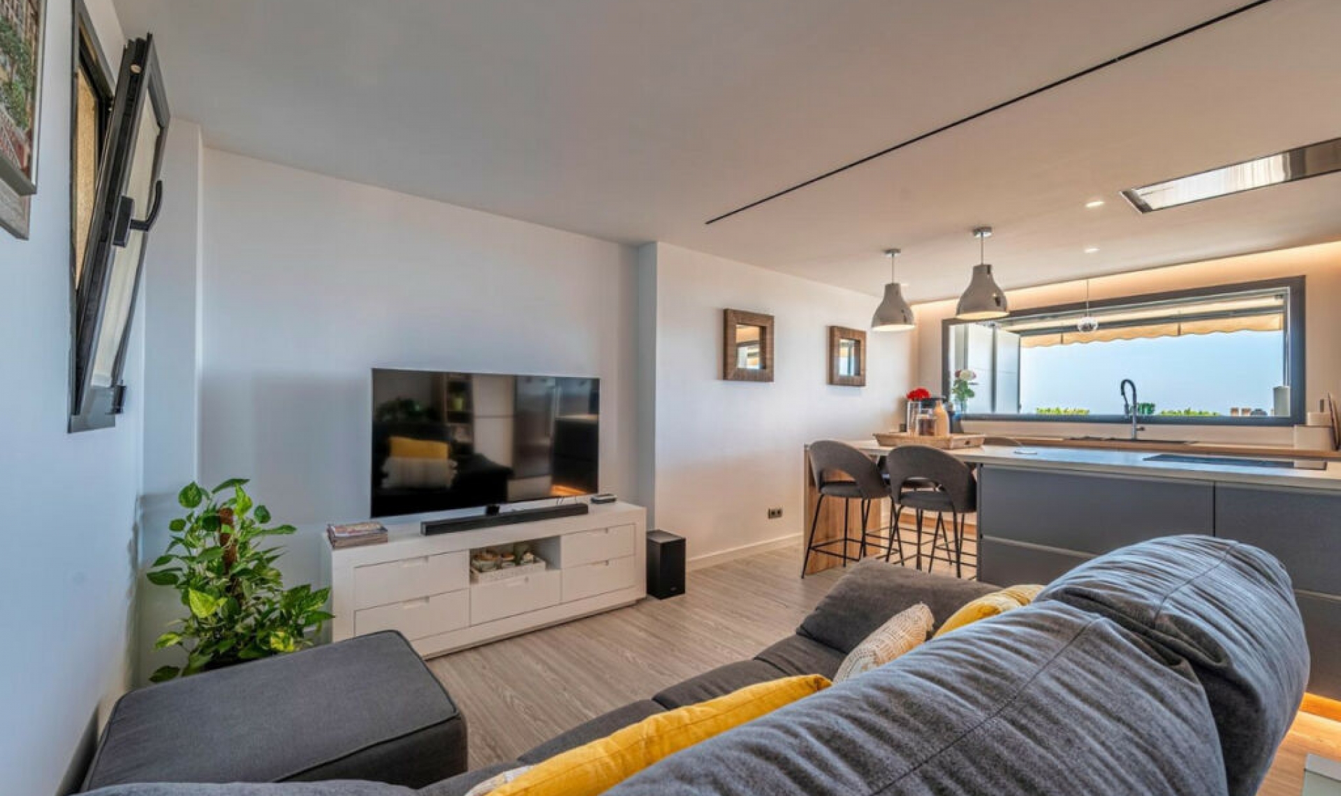 Resale - Apartment -
Benalmadena Pueblo