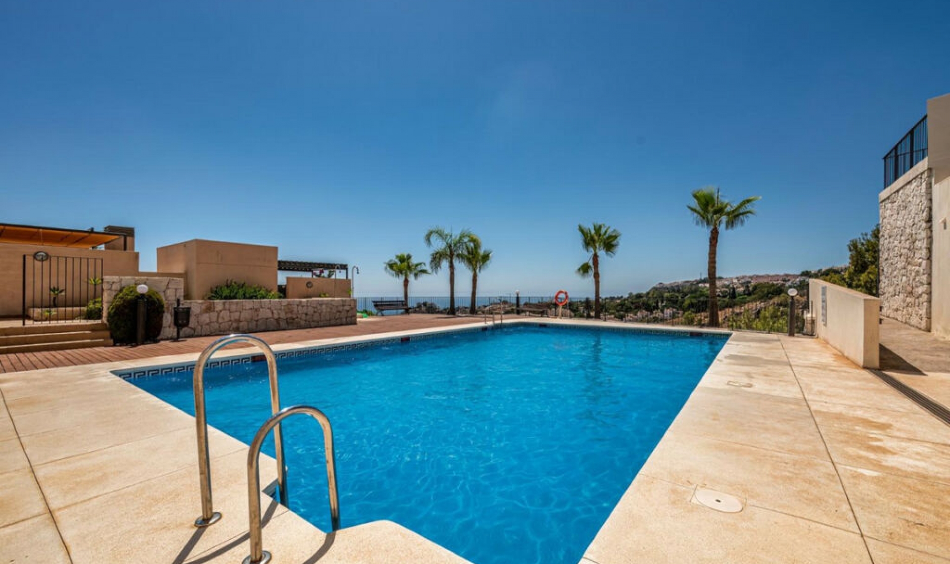 Resale - Apartment -
Benalmadena Pueblo