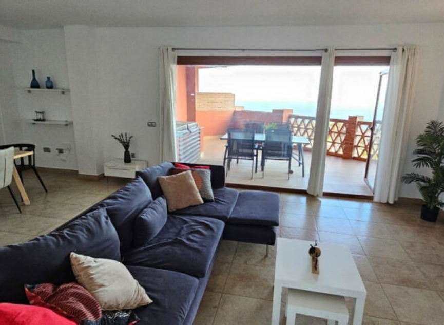 Resale - Apartment -
Benalmadena
