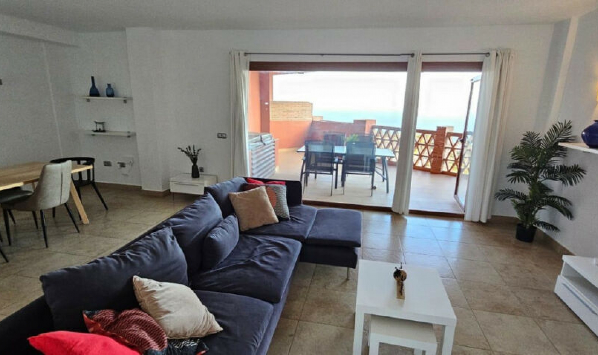 Resale - Apartment -
Benalmadena