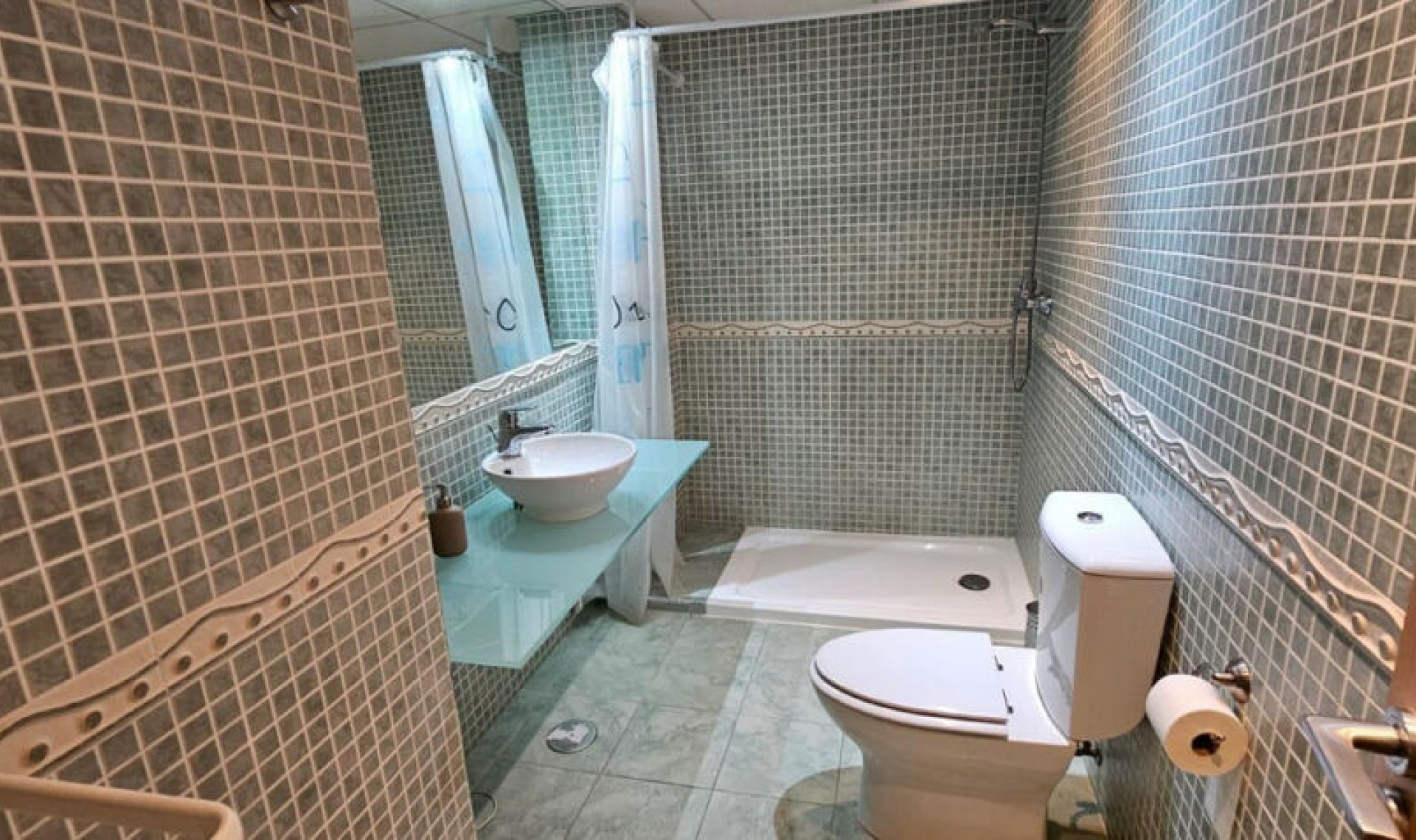 Resale - Apartment -
Benalmadena