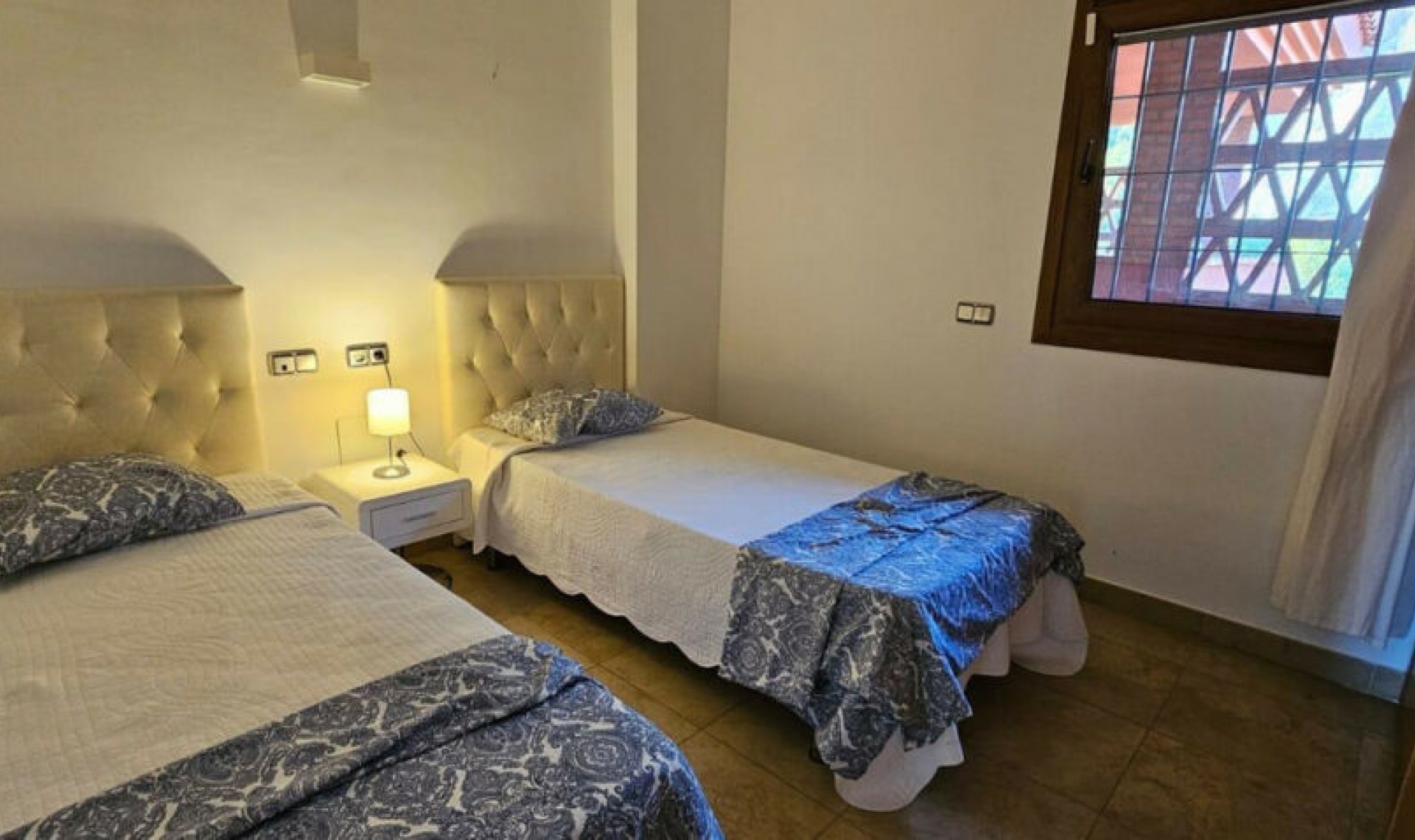 Resale - Apartment -
Benalmadena