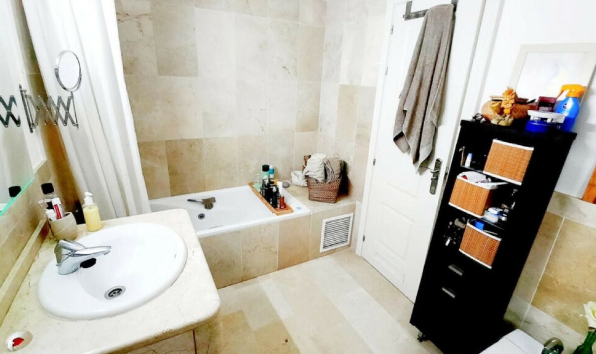 Resale - Apartment -
Benalmadena